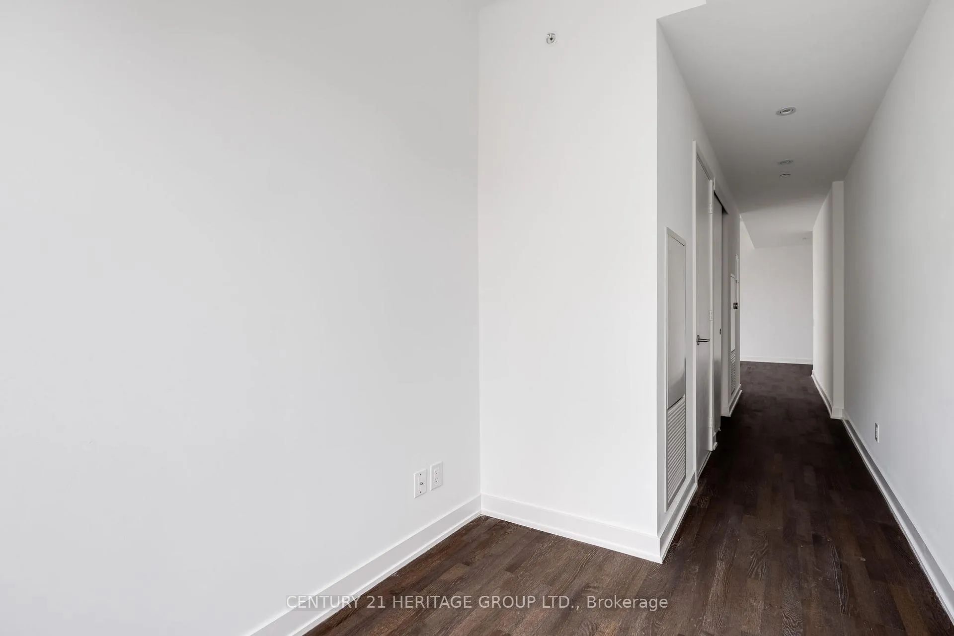 Photo 12 of Unit 608, 185 Roehampton Avenue, Toronto, Mount Pleasant West — HOMEH