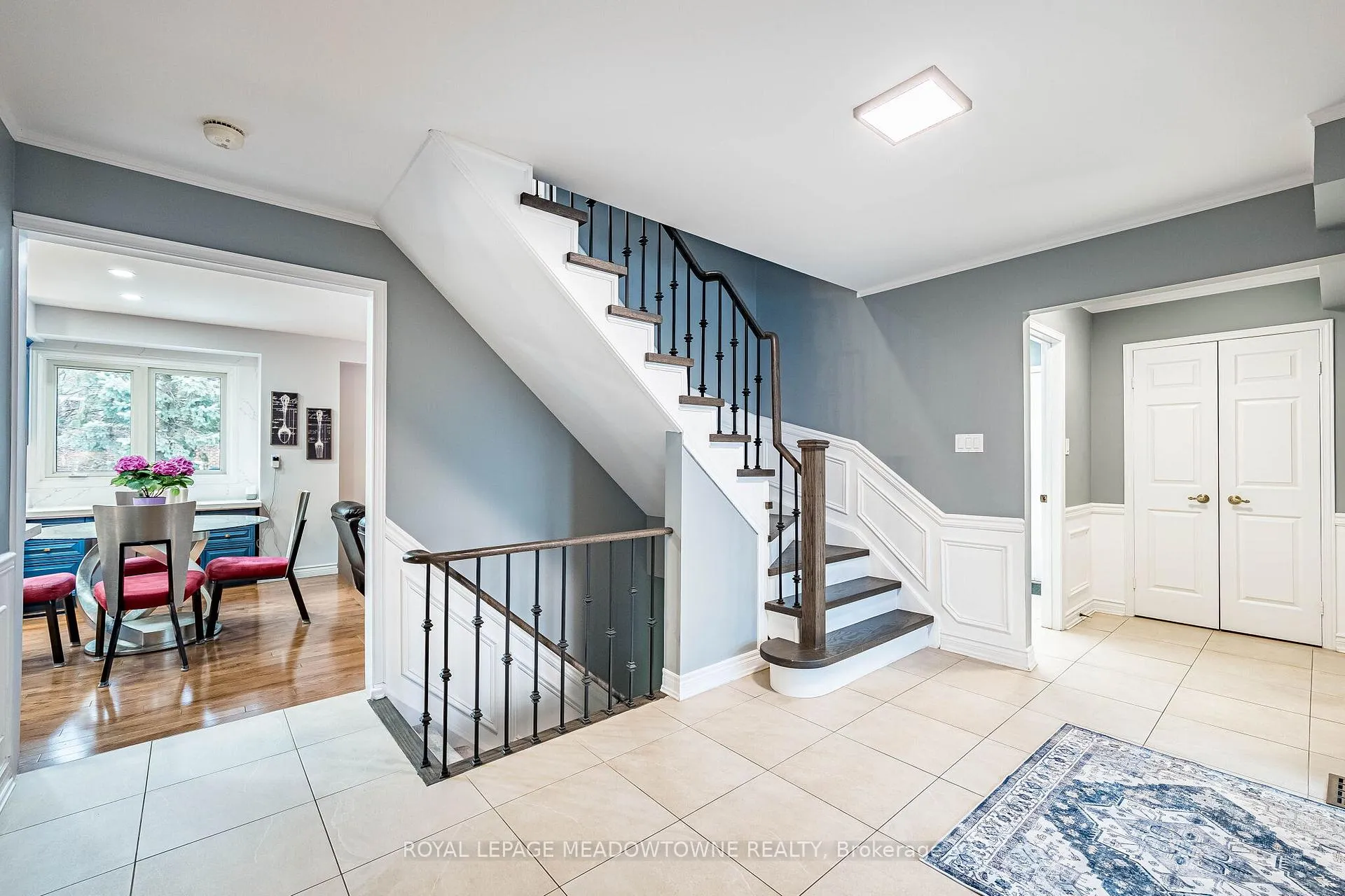 Photo 5 of 8 Wadsworth Circle, Brampton, Snelgrove — HOMEH