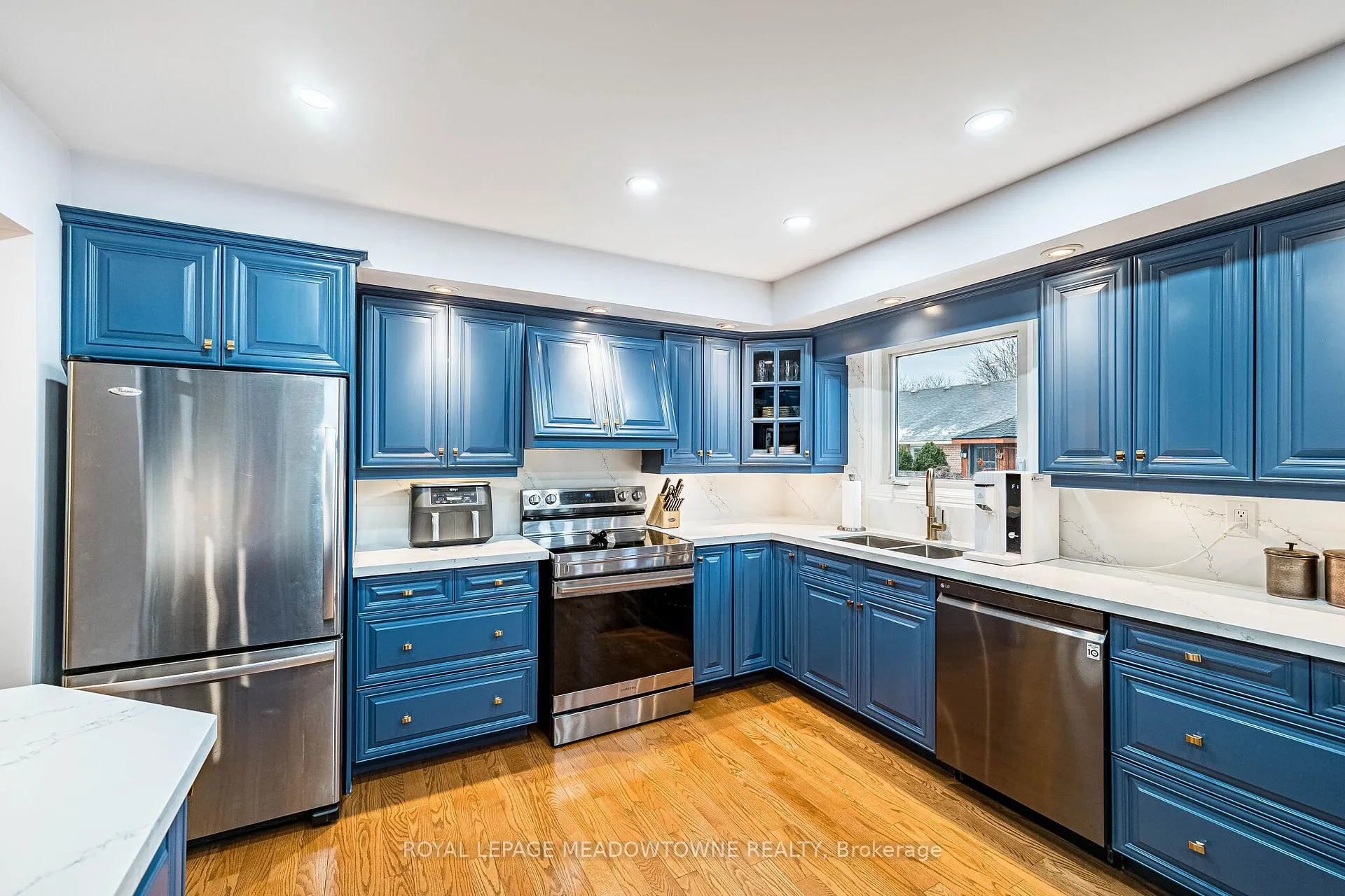 Photo 18 of 8 Wadsworth Circle, Brampton, Snelgrove — HOMEH
