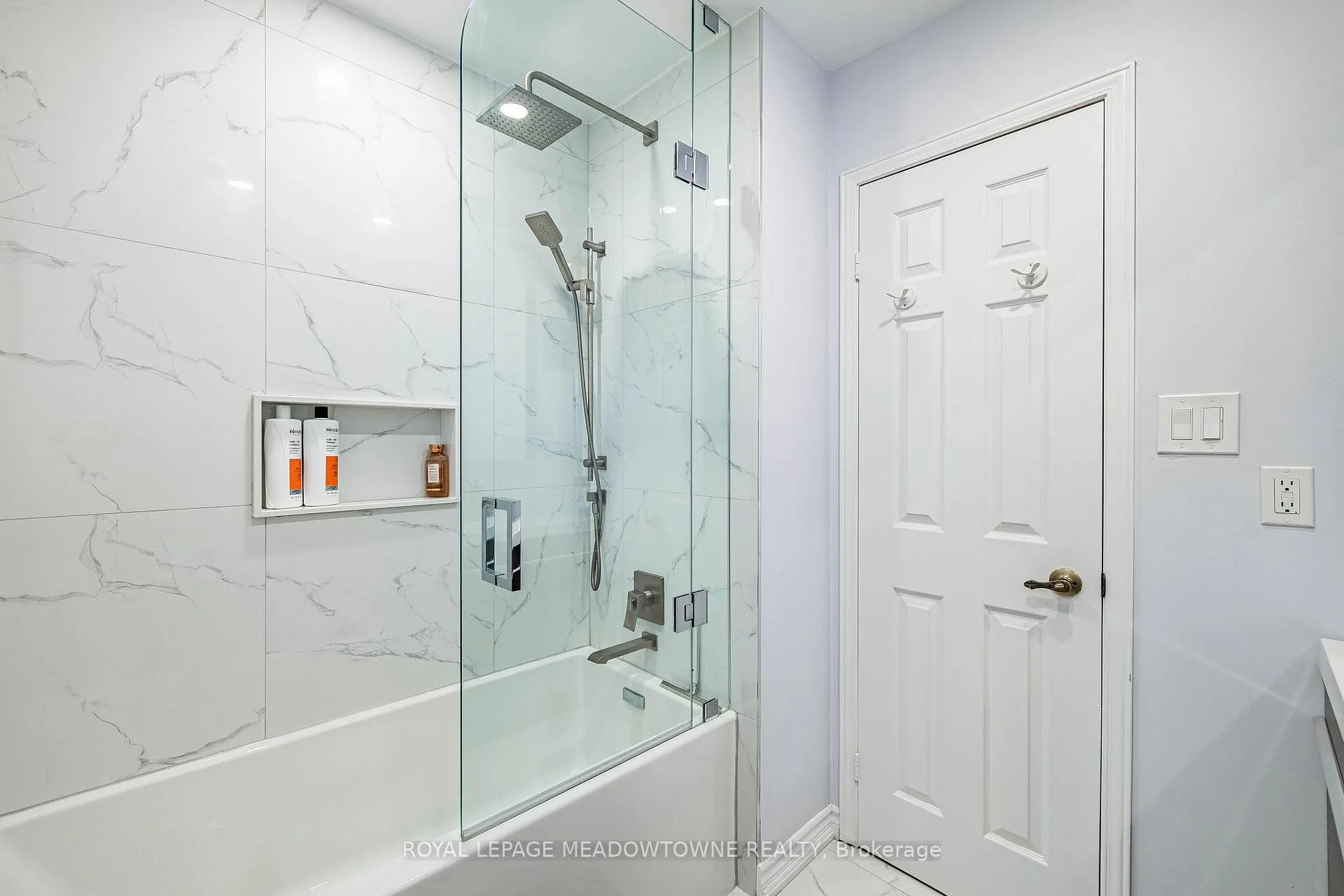 Photo 34 of 8 Wadsworth Circle, Brampton, Snelgrove — HOMEH