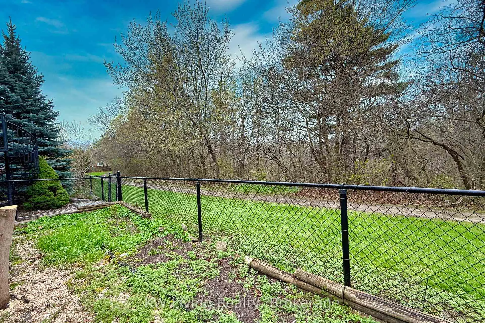 Photo 45 of 12 Crispin Court, Markham, Buttonville — HOMEH