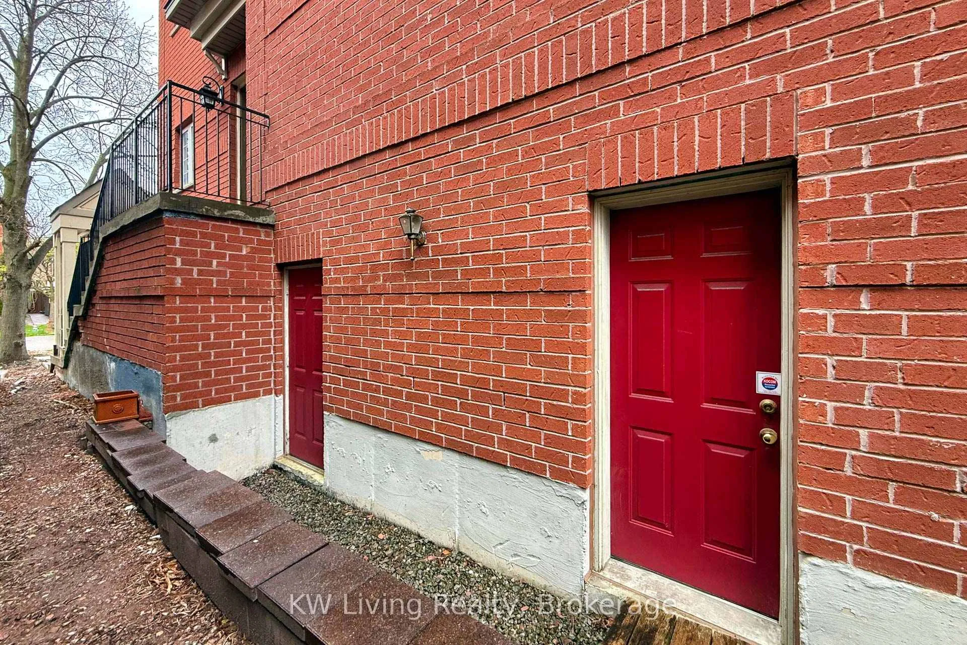 Photo 47 of 12 Crispin Court, Markham, Buttonville — HOMEH