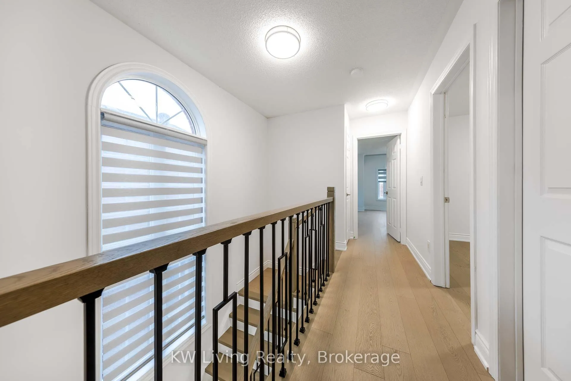 Photo 48 of 12 Crispin Court, Markham, Buttonville — HOMEH