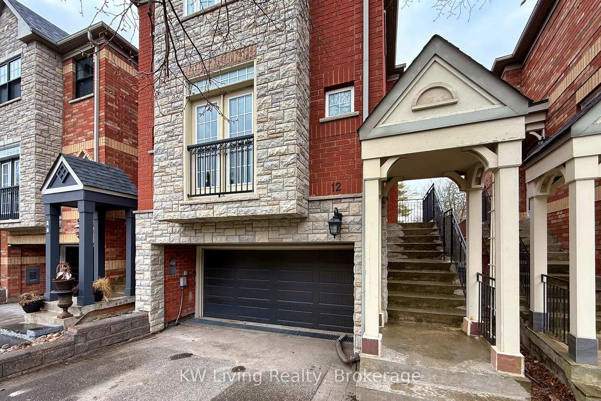 Photo 49 of 12 Crispin Court, Markham, Buttonville — HOMEH
