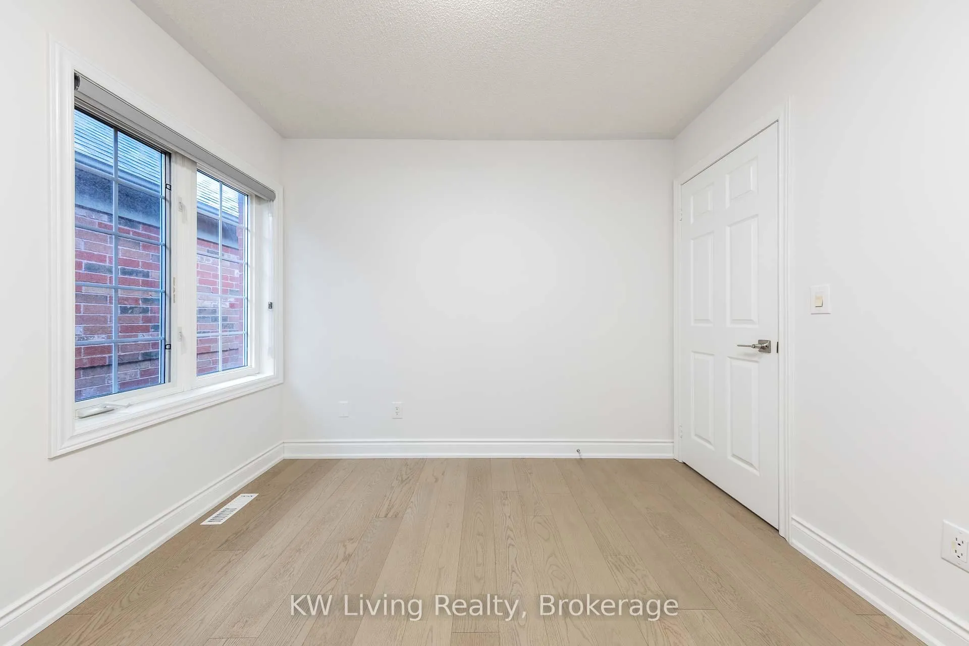 Photo 50 of 12 Crispin Court, Markham, Buttonville — HOMEH