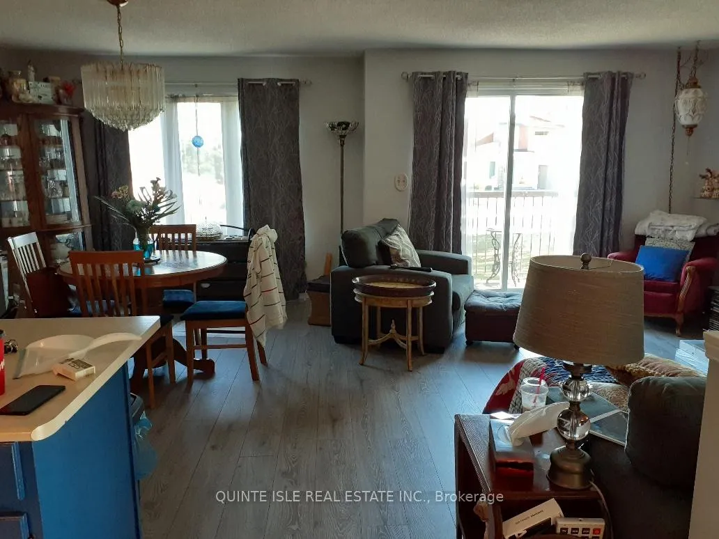 Photo 3 of 106B Main St Highway W, Prince Edward County, Wellington — HOMEH