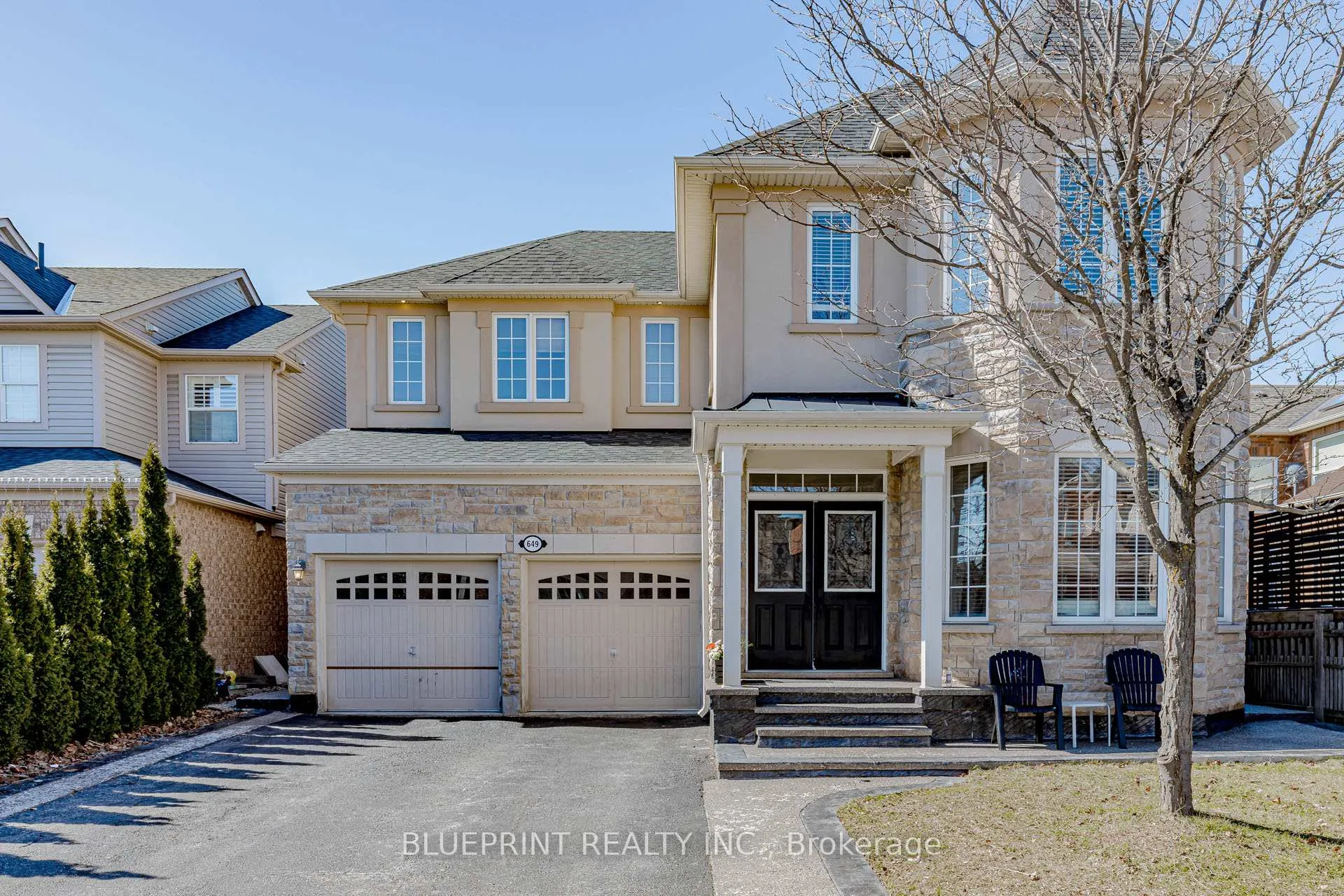 Photo 2 of 649 Brothers Crescent, Milton, Coates — HOMEH