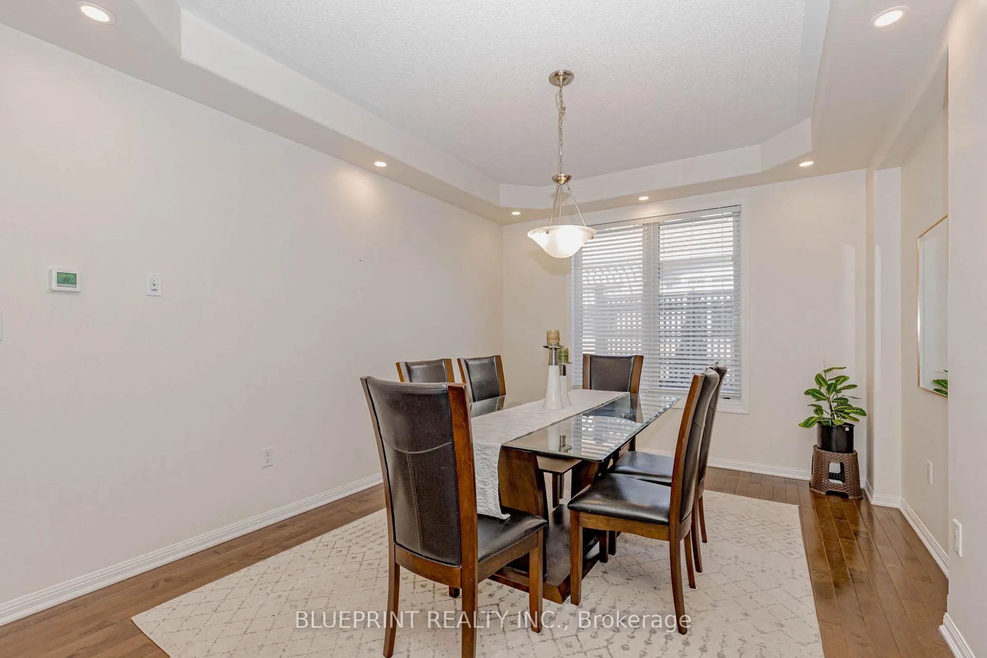 Photo 37 of 649 Brothers Crescent, Milton, Coates — HOMEH