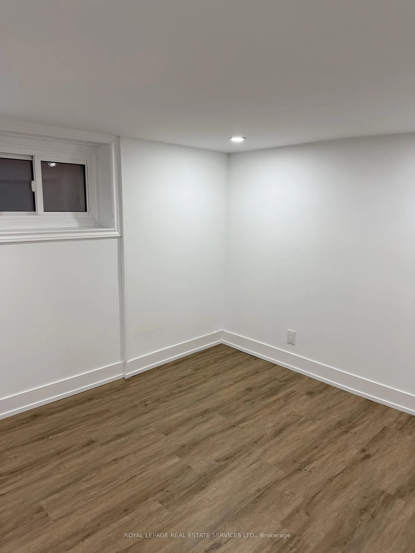 Photo 6 of Unit lower, 38 North Oval, Hamilton, Westdale — HOMEH