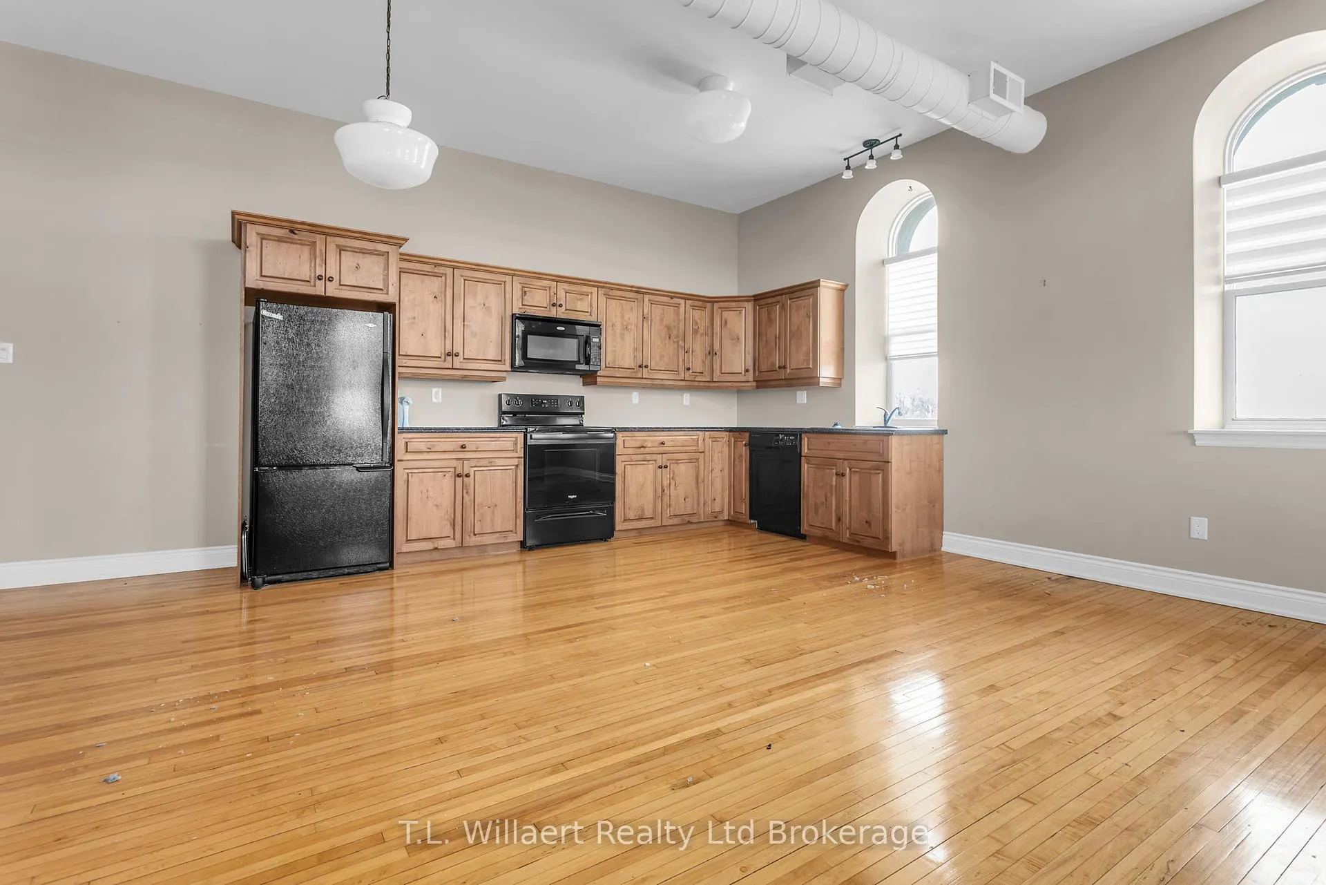 Photo 3 of Unit 310, 17 Brock St W, Tillsonburg — HOMEH