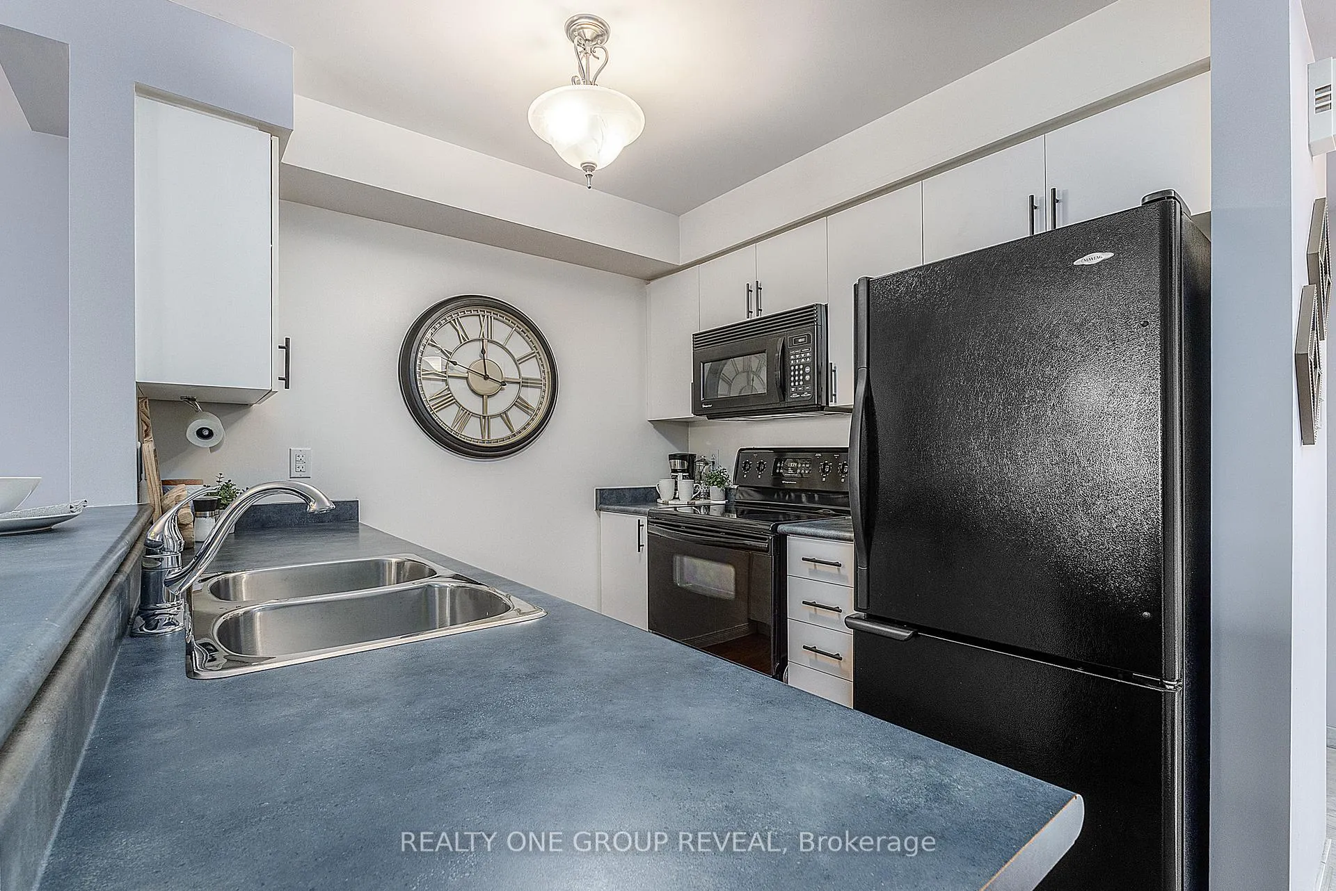 Photo 8 of Unit 2, 31 Petra Way, Whitby, Pringle Creek — HOMEH