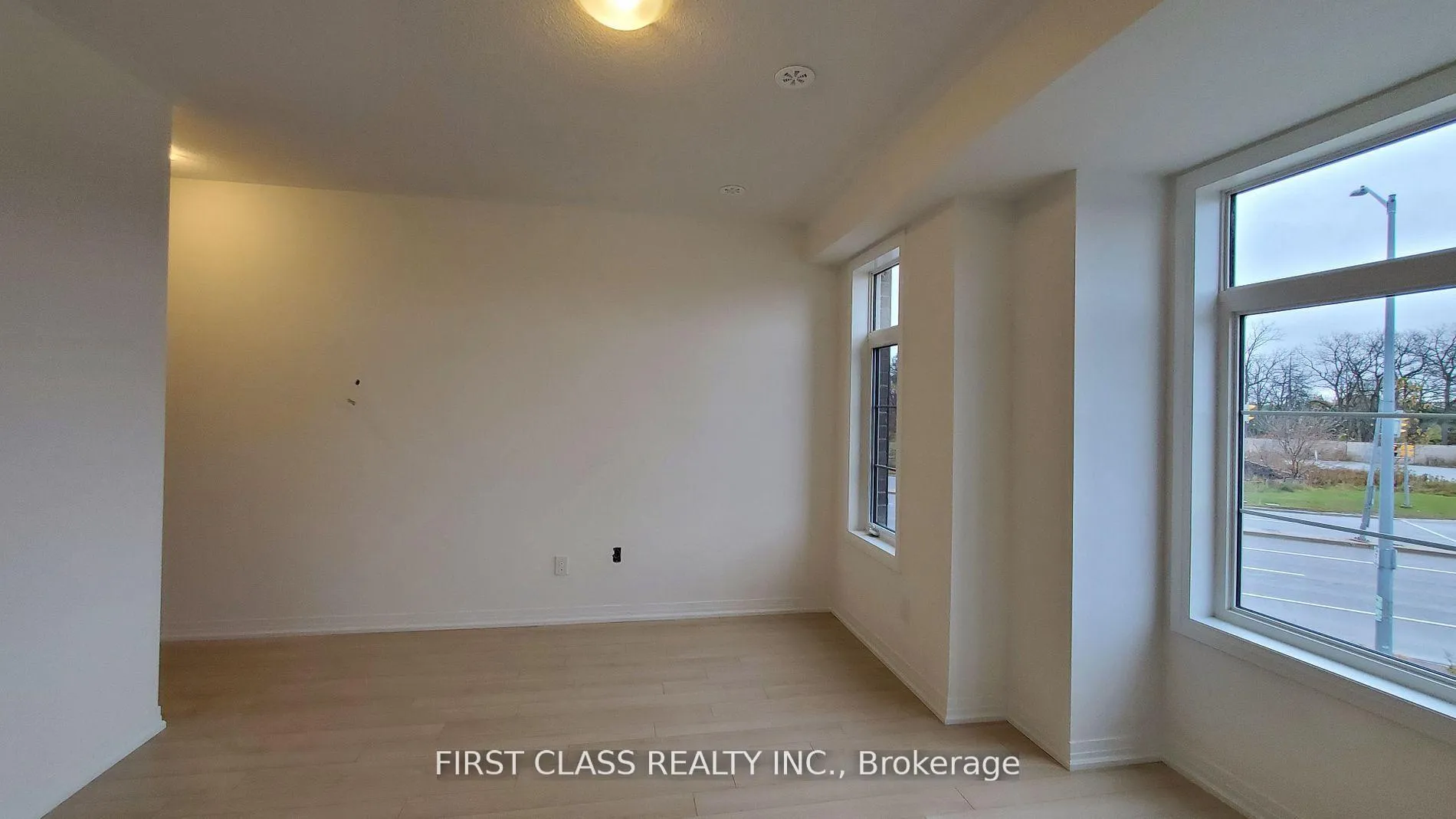 Photo 8 of 55 Carneros Way, Markham, Cedar Grove — HOMEH