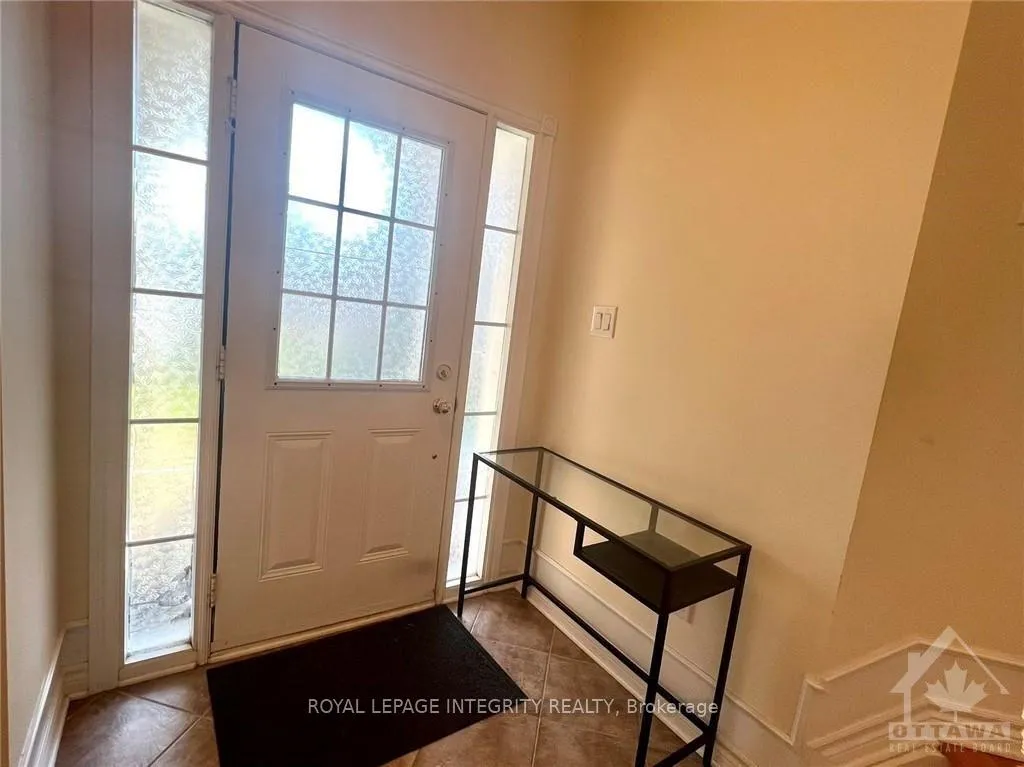 Photo 3 of 106 Cedar Valley Drive, Ottawa, Kanata - Bridlewood — HOMEH