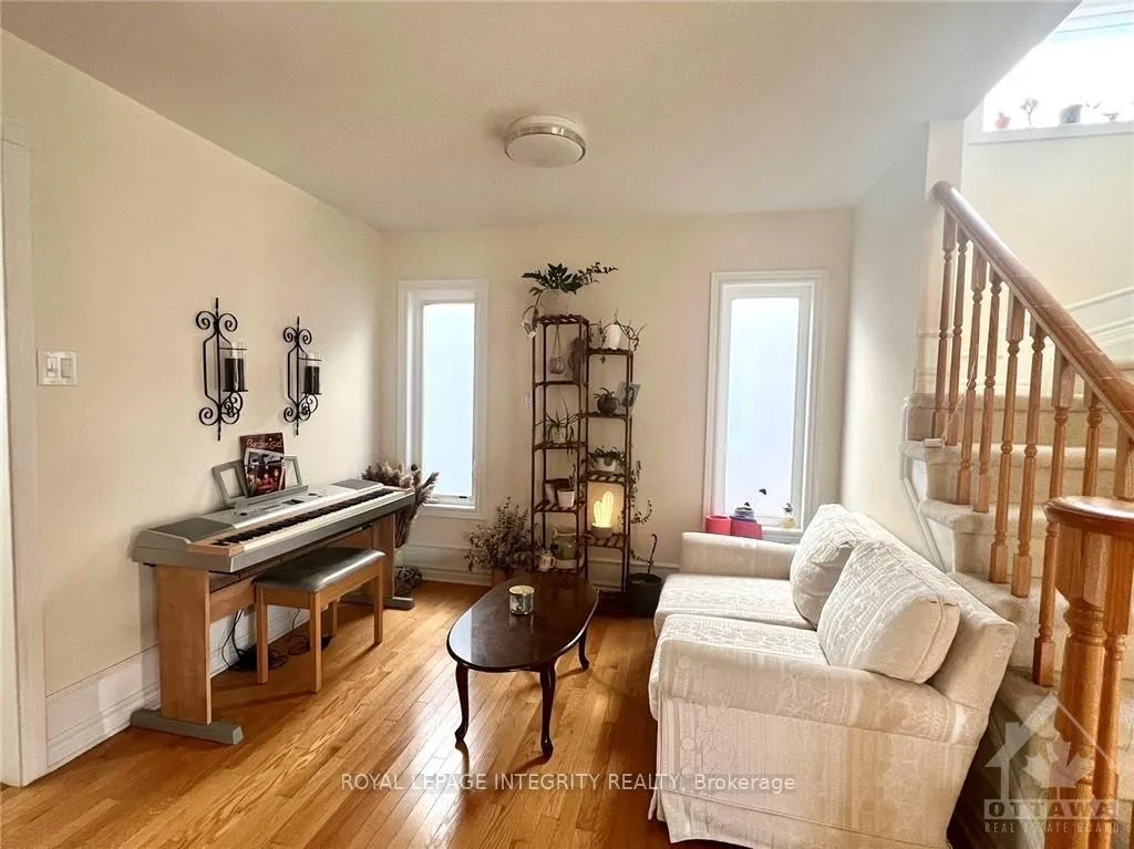 Photo 6 of 106 Cedar Valley Drive, Ottawa, Kanata - Bridlewood — HOMEH