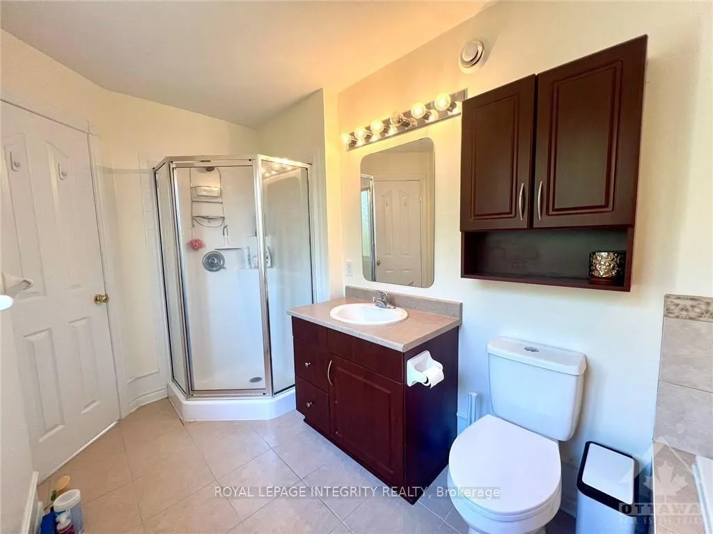 Photo 15 of 106 Cedar Valley Drive, Ottawa, Kanata - Bridlewood — HOMEH