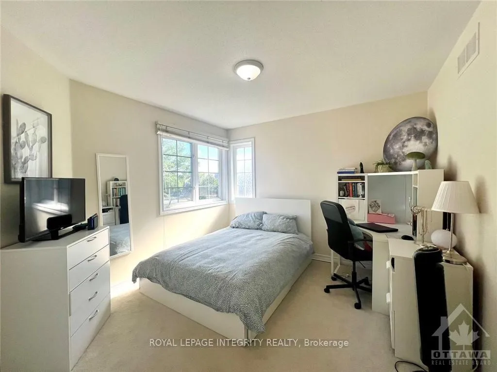 Photo 17 of 106 Cedar Valley Drive, Ottawa, Kanata - Bridlewood — HOMEH