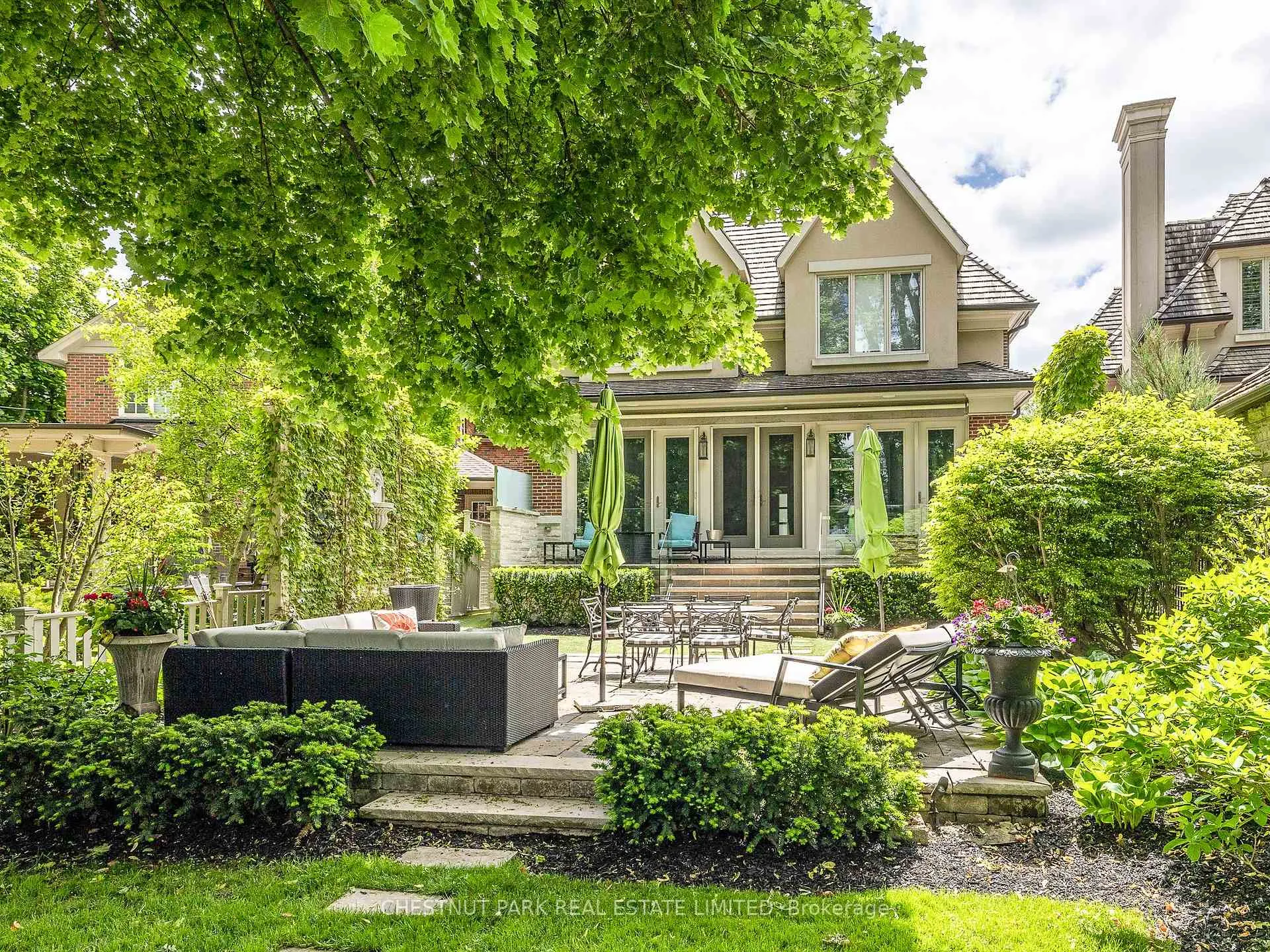 Photo 32 of 23 Wanless Crescent, Toronto, Lawrence Park South — HOMEH