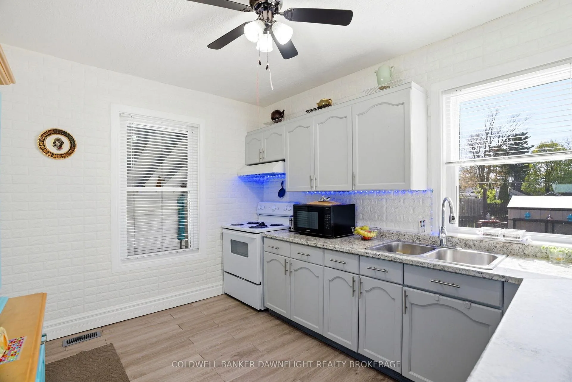 Photo 16 of 221 Main Street S, South Huron, Exeter — HOMEH