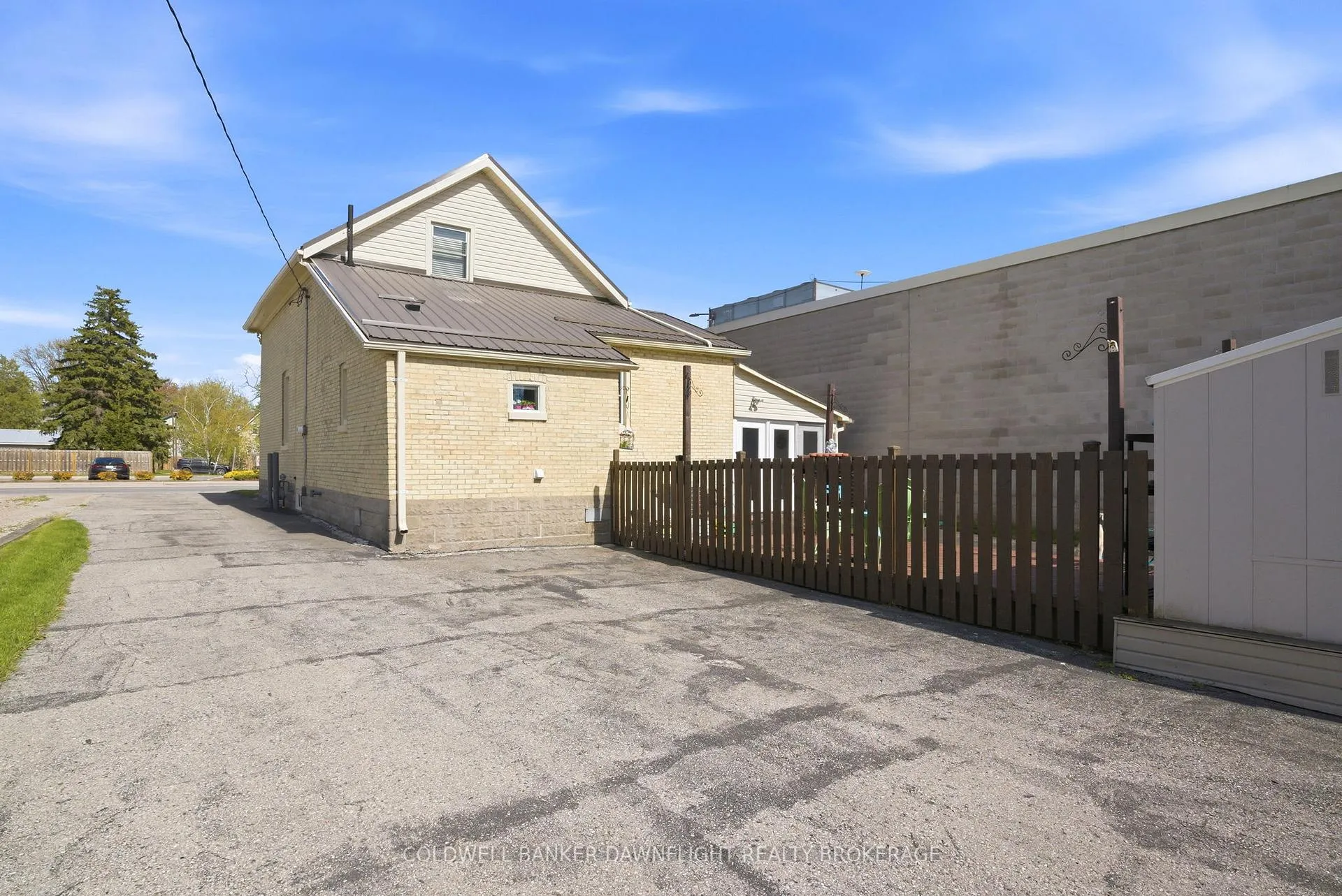 Photo 46 of 221 Main Street S, South Huron, Exeter — HOMEH