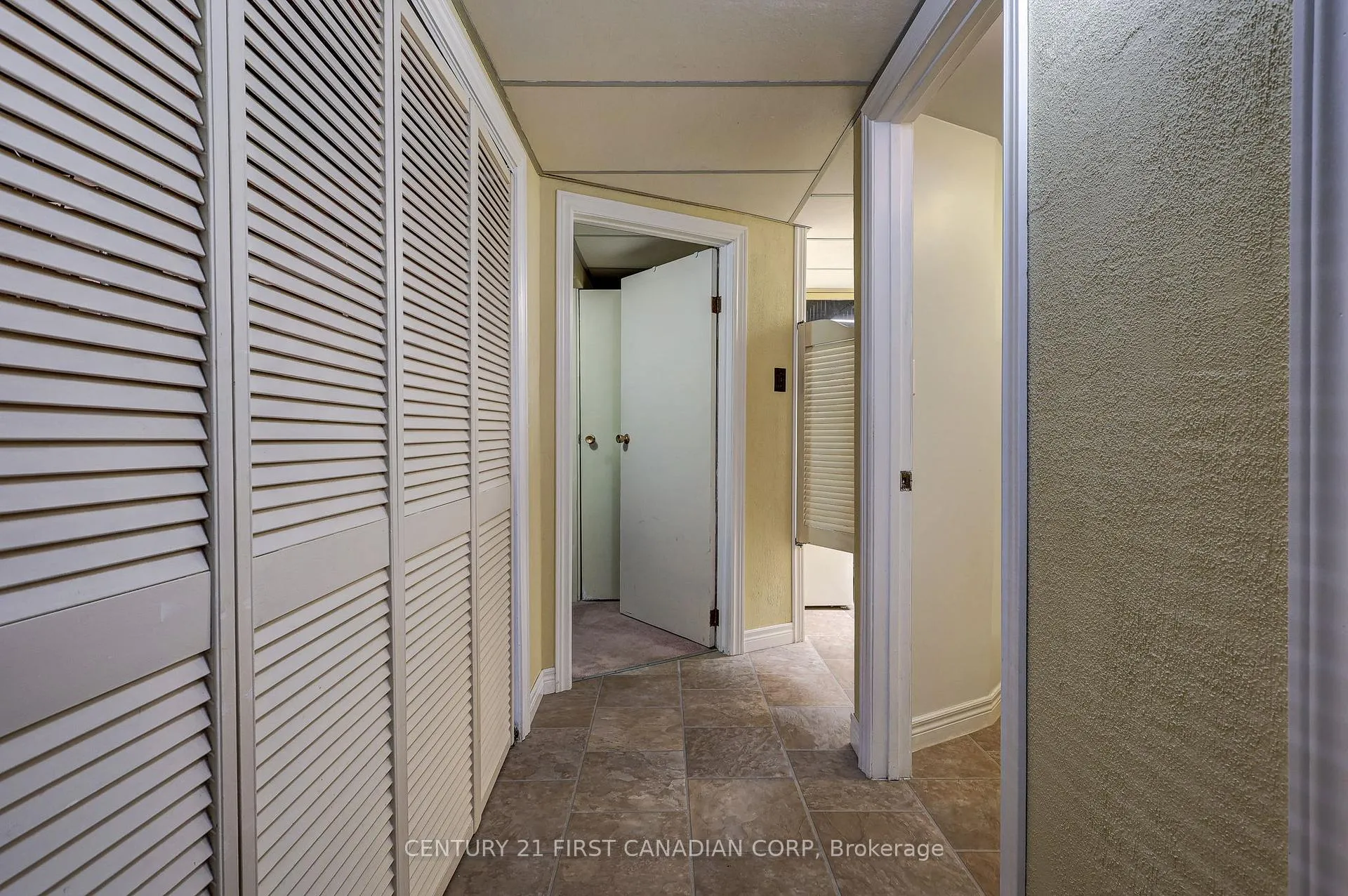 Photo 35 of 12 Rosemount Crescent, St. Thomas — HOMEH