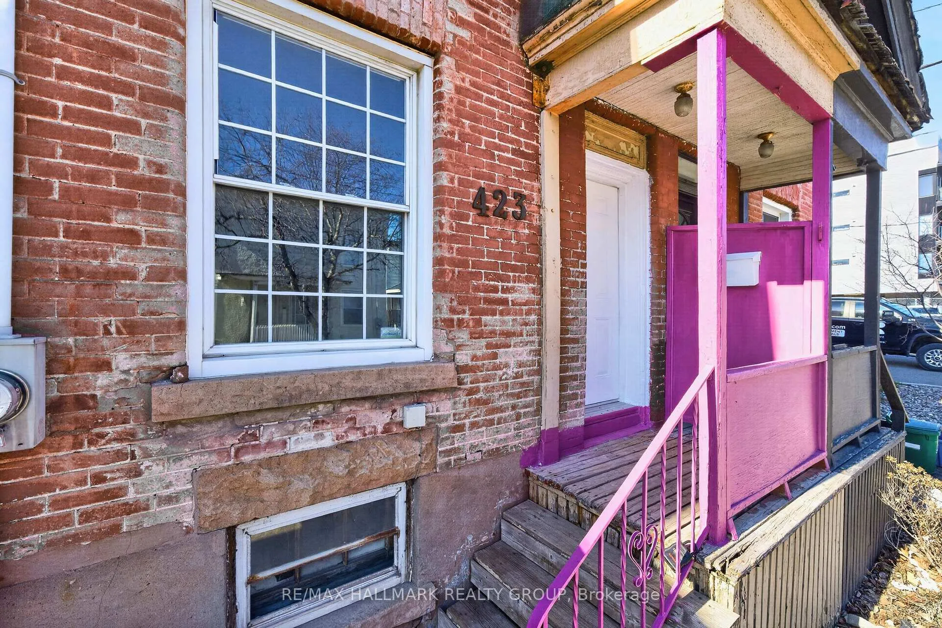 Photo 3 of 423 Arlington Avenue, Ottawa, West Centre Town — HOMEH