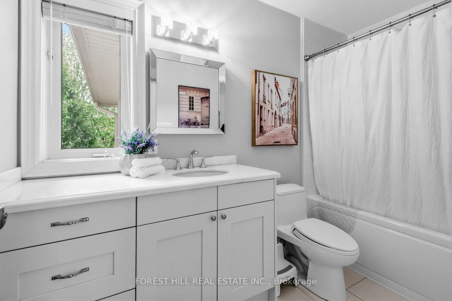 Photo 28 of 19 Menin Road, Toronto, Humewood-Cedarvale — HOMEH
