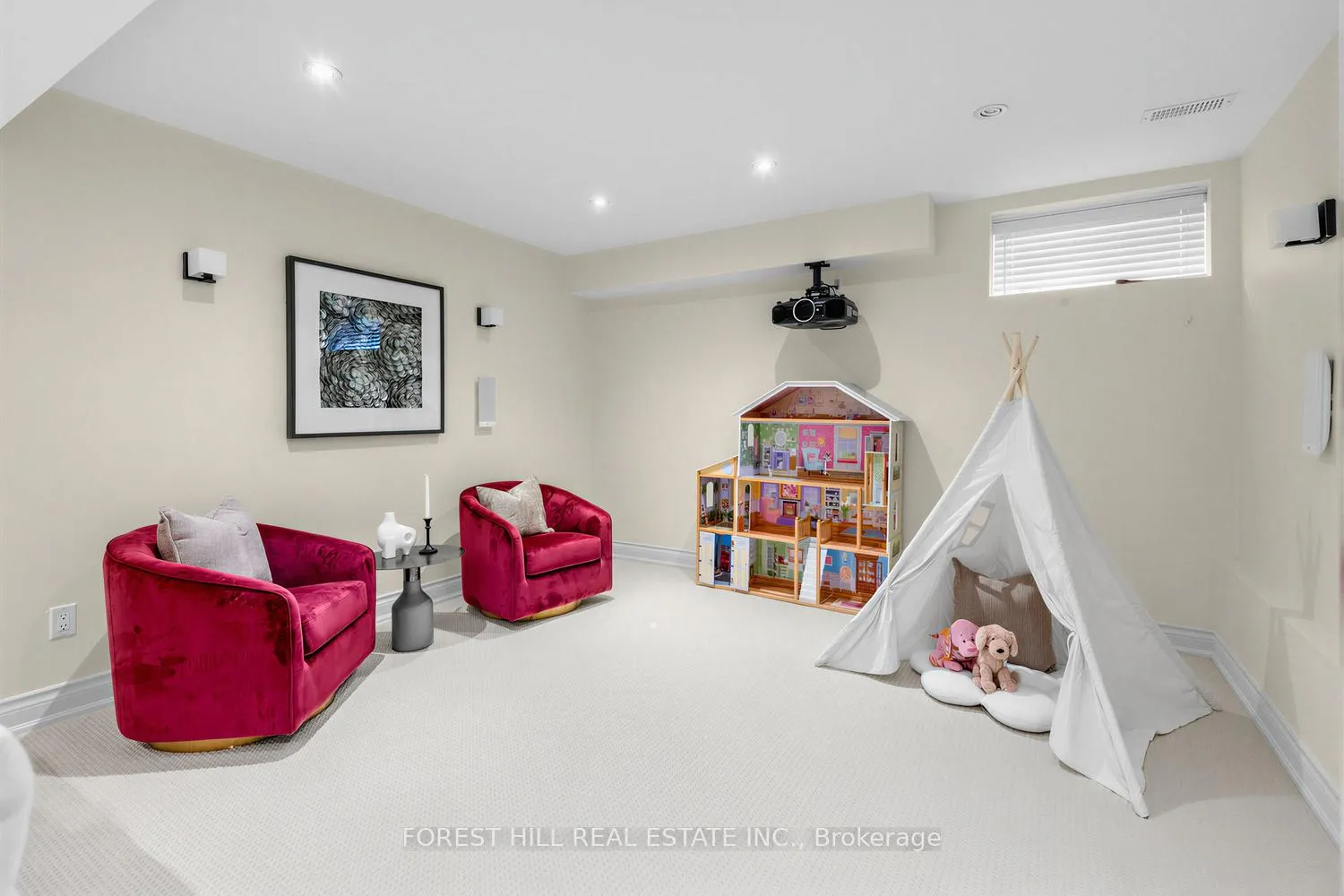 Photo 34 of 19 Menin Road, Toronto, Humewood-Cedarvale — HOMEH