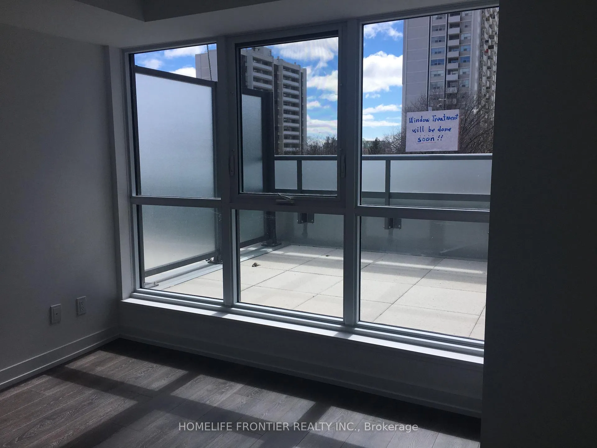 Photo 9 of Unit 301, 125 Redpath Avenue, Toronto, Mount Pleasant West — HOMEH