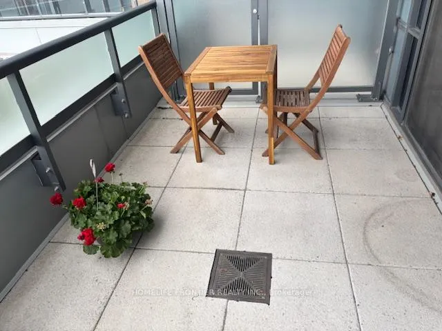 Photo 11 of Unit 301, 125 Redpath Avenue, Toronto, Mount Pleasant West — HOMEH