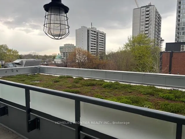 Photo 13 of Unit 301, 125 Redpath Avenue, Toronto, Mount Pleasant West — HOMEH