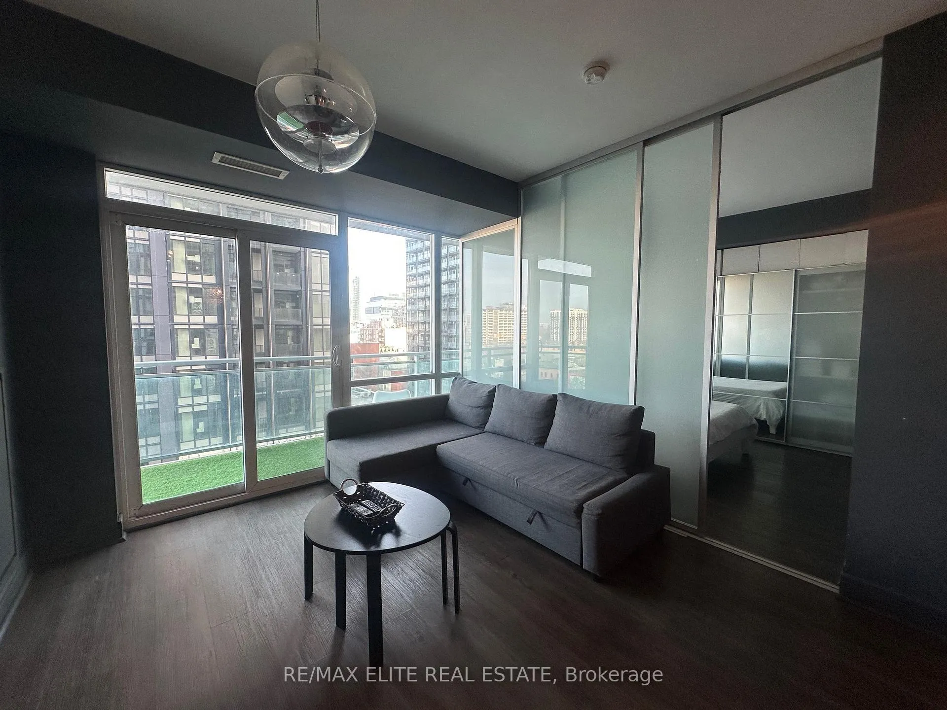 Photo 6 of Unit 901, 116 George Street, Toronto, Moss Park — HOMEH