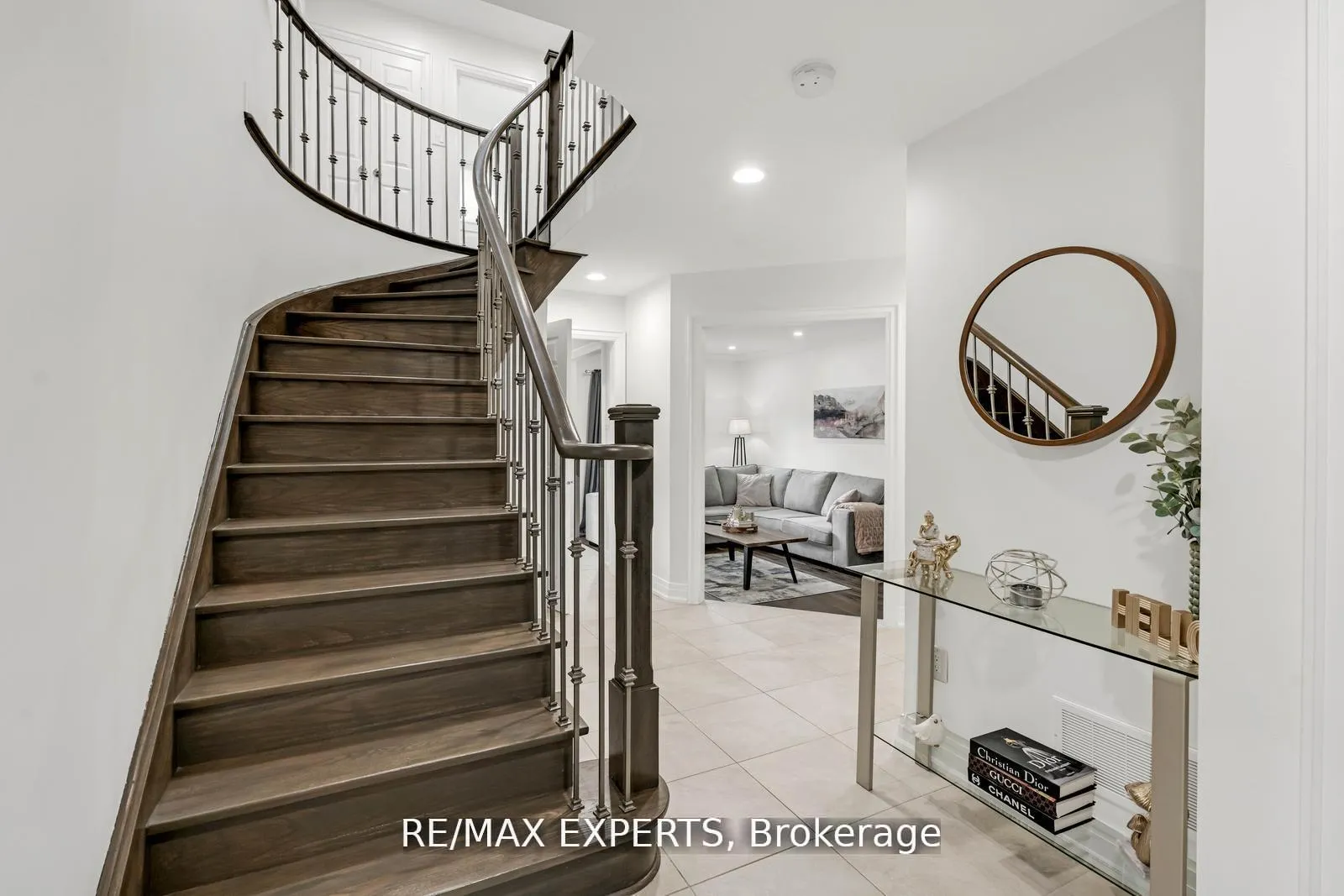 Photo 20 of 36 Berrydown Drive SE, Caledon, Bolton East — HOMEH