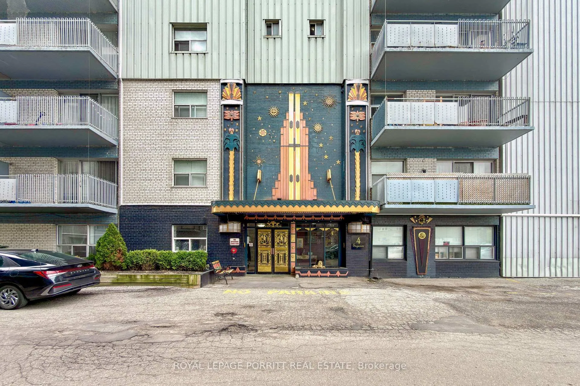 Photo 2 of Unit 56, 4 Superior Avenue, Etobicoke, Mimico — HOMEH