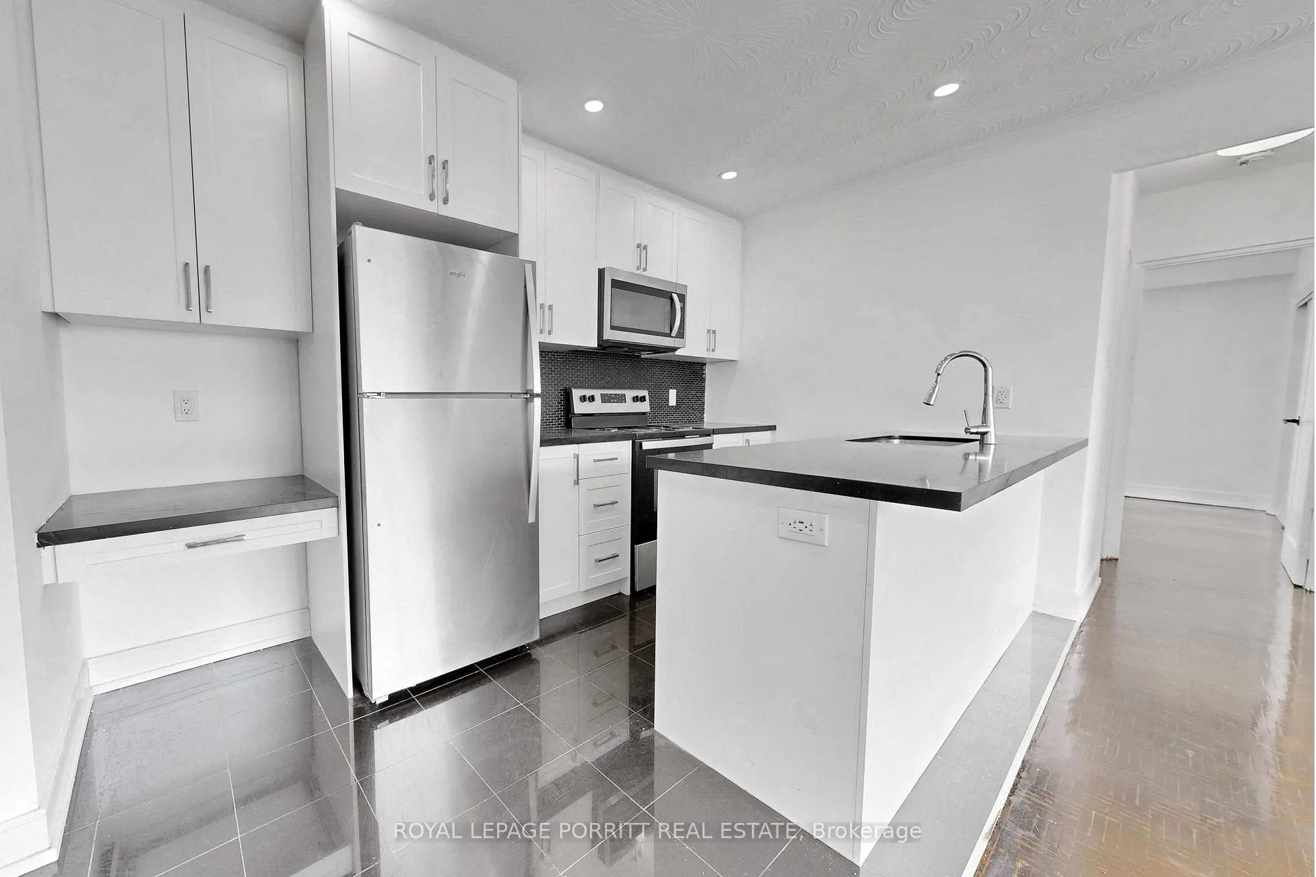 Photo 8 of Unit 56, 4 Superior Avenue, Etobicoke, Mimico — HOMEH
