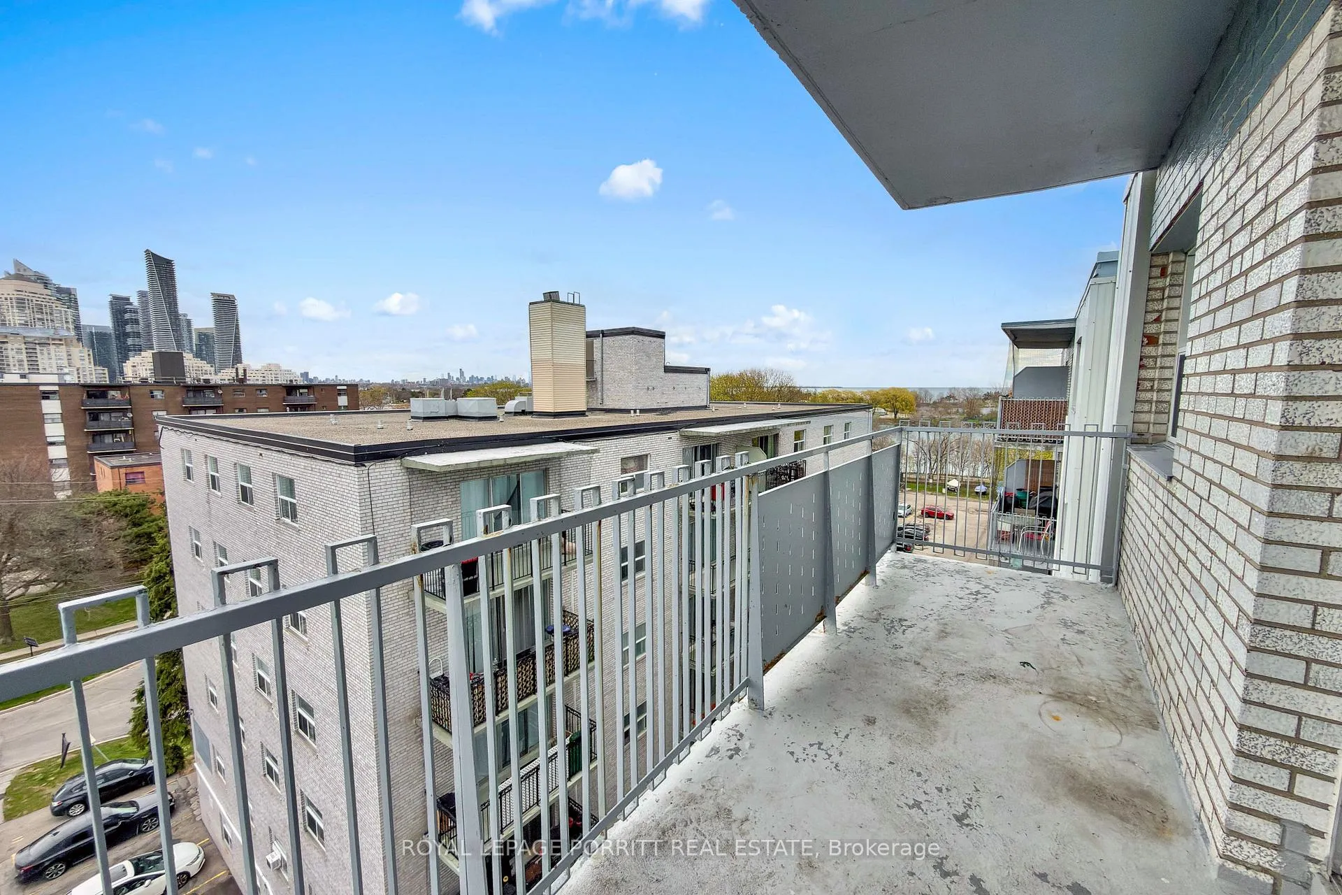 Photo 30 of Unit 56, 4 Superior Avenue, Etobicoke, Mimico — HOMEH