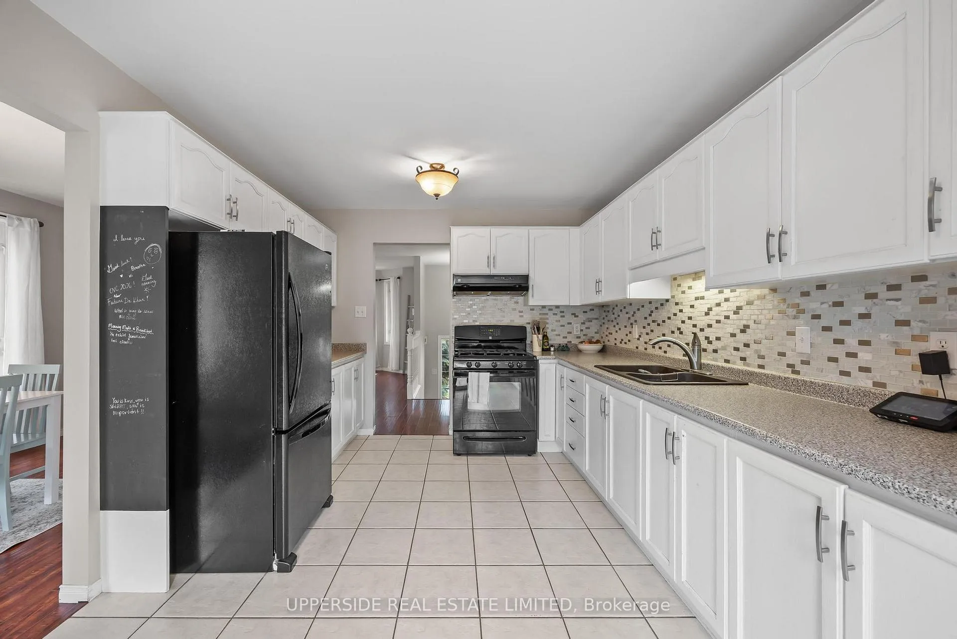 Photo 7 of 69 Abbeywood Crescent, Guelph, Willow West/Sugarbush/West Acres — HOMEH