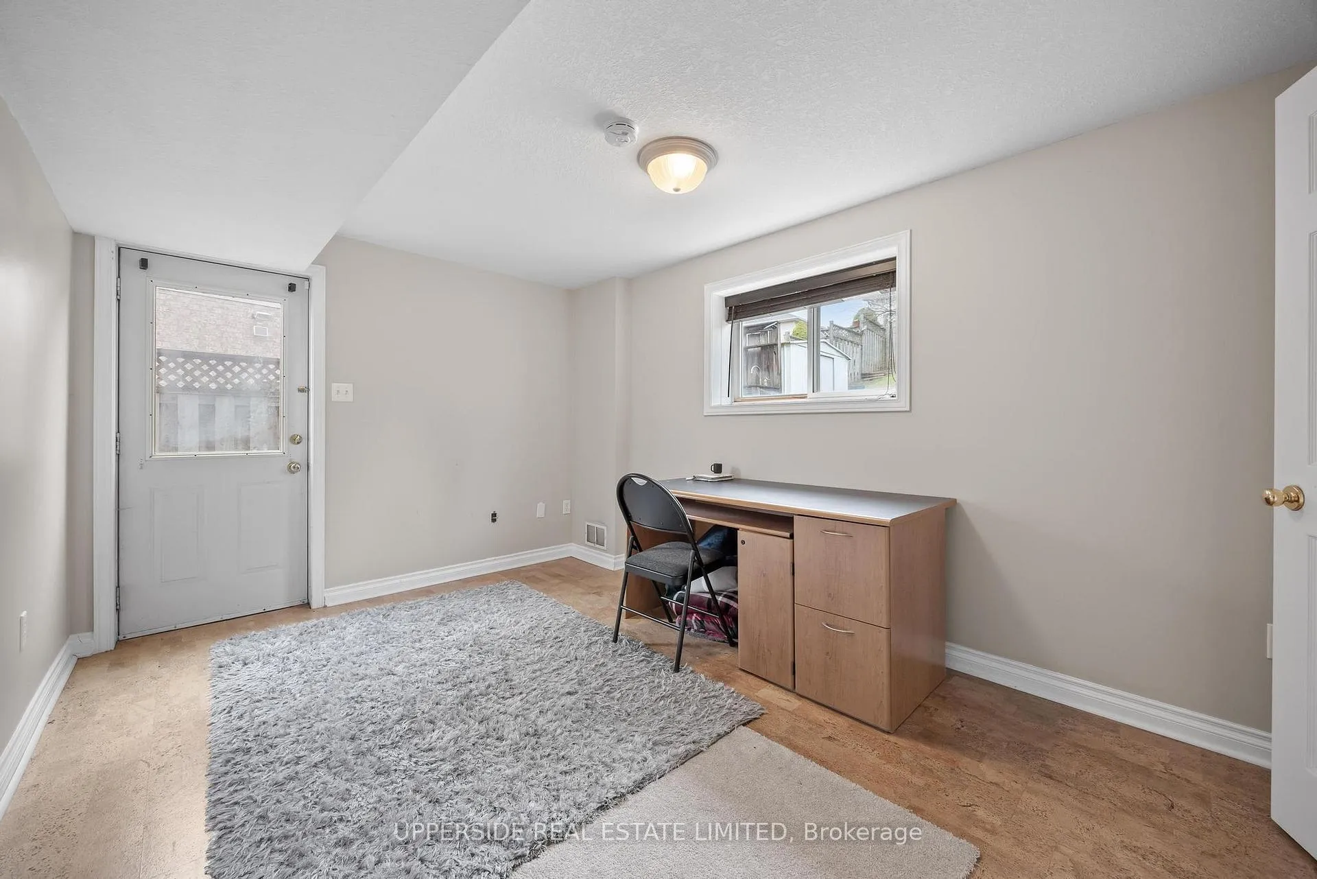 Photo 21 of 69 Abbeywood Crescent, Guelph, Willow West/Sugarbush/West Acres — HOMEH