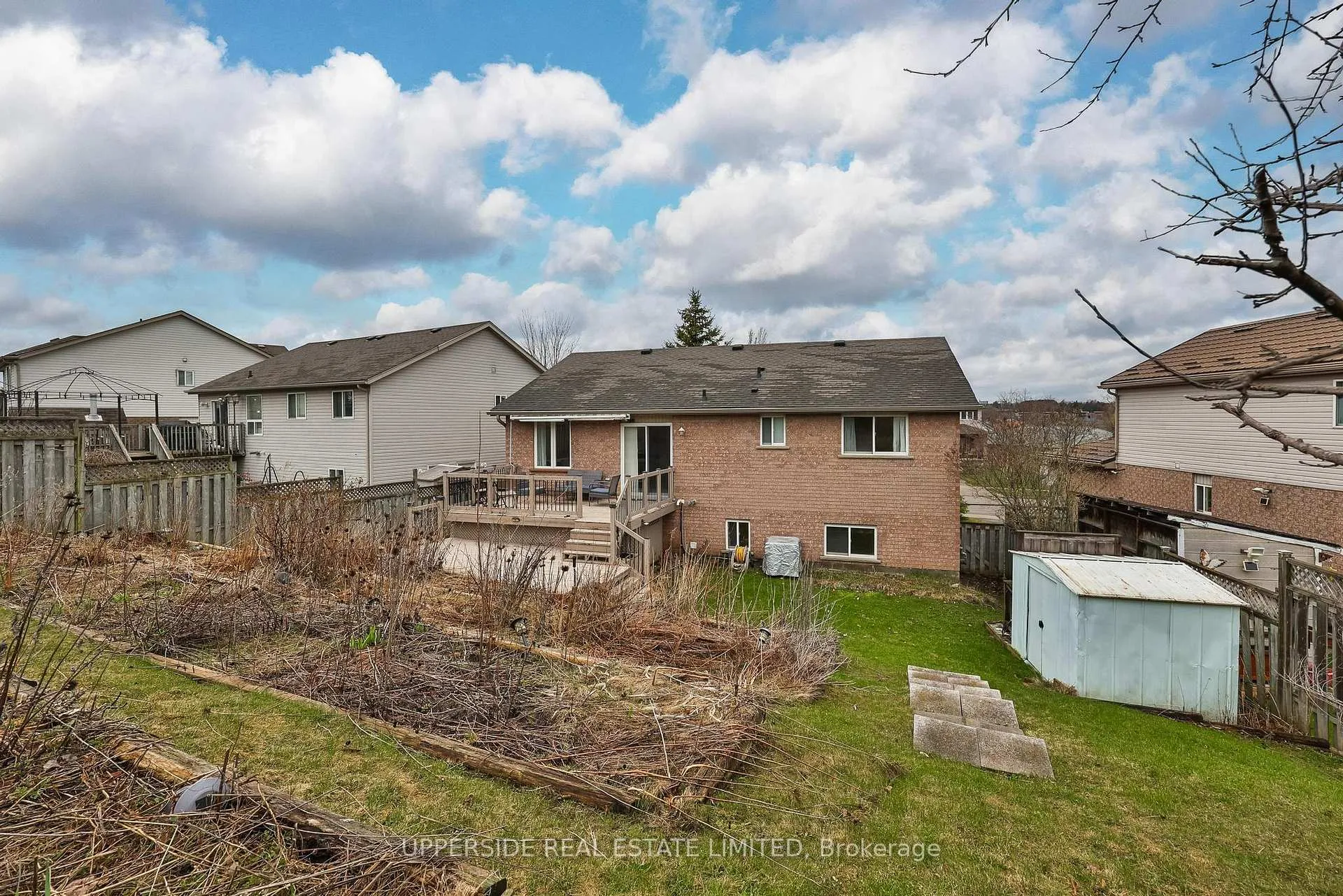 Photo 24 of 69 Abbeywood Crescent, Guelph, Willow West/Sugarbush/West Acres — HOMEH