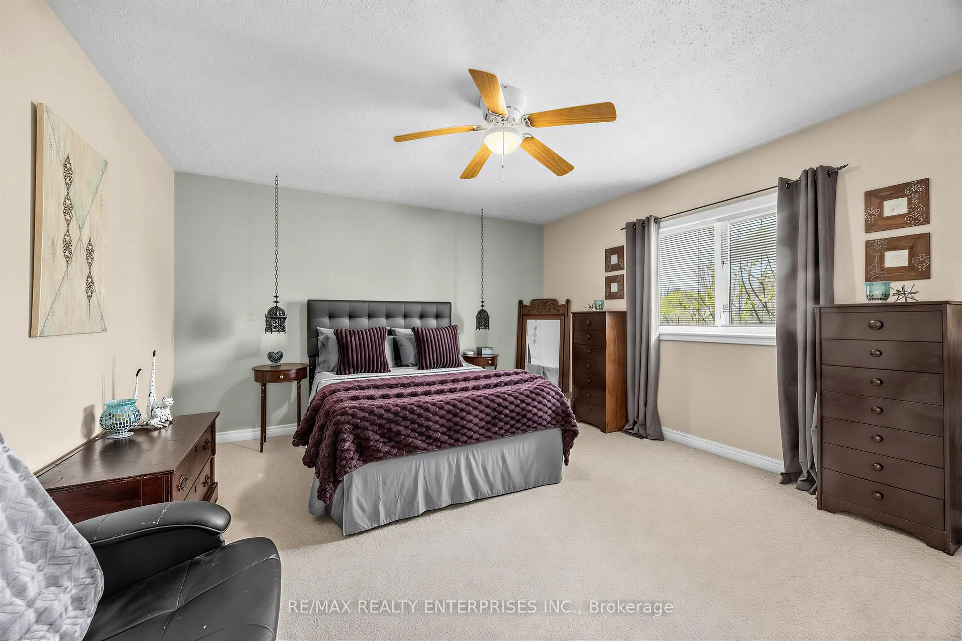 Photo 20 of 20 Mcclure Court, Halton Hills, Georgetown — HOMEH