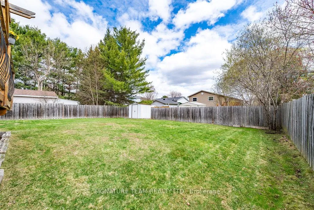 Photo 7 of 41 Audrey Street, Petawawa — HOMEH
