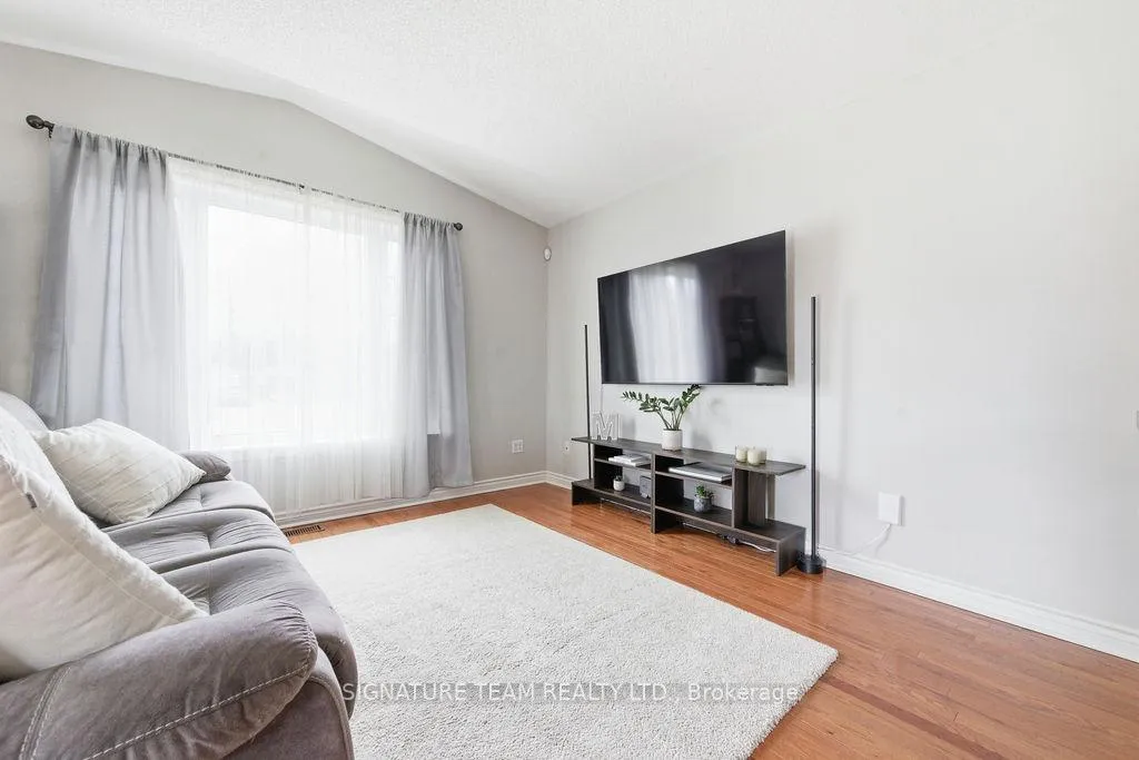Photo 19 of 41 Audrey Street, Petawawa — HOMEH