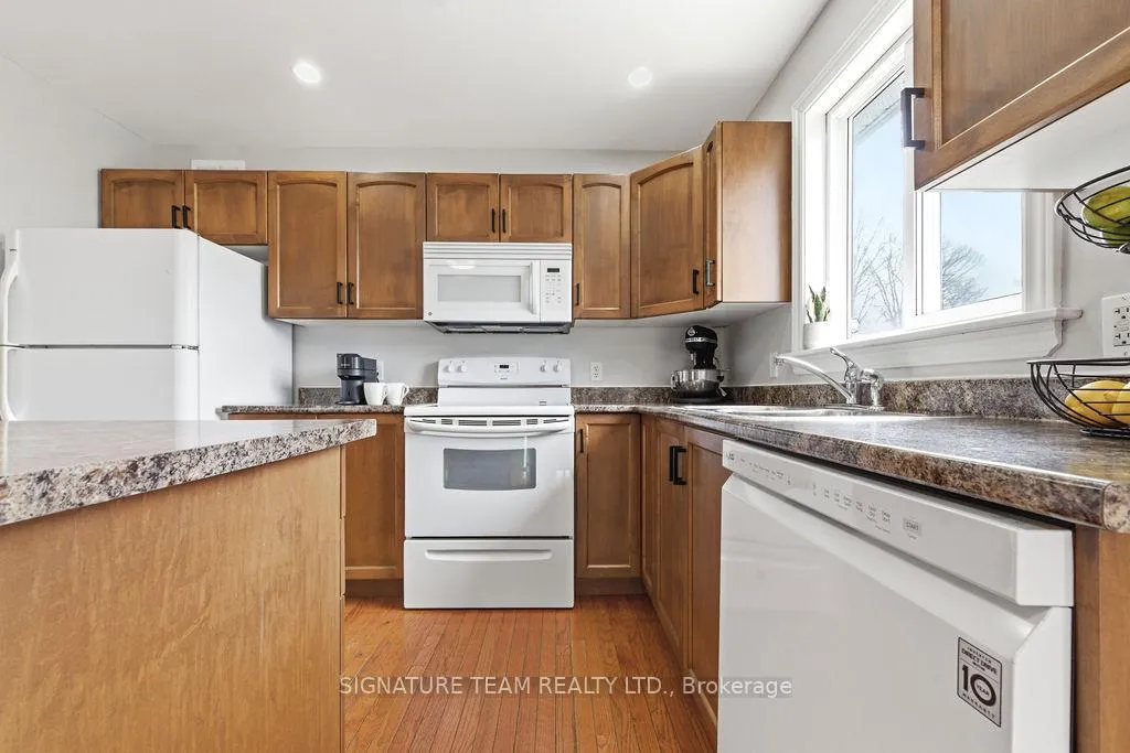 Photo 24 of 41 Audrey Street, Petawawa — HOMEH