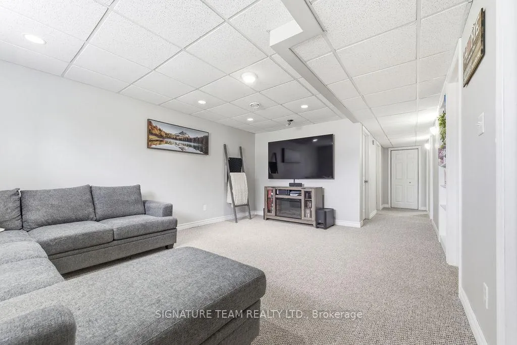 Photo 37 of 41 Audrey Street, Petawawa — HOMEH