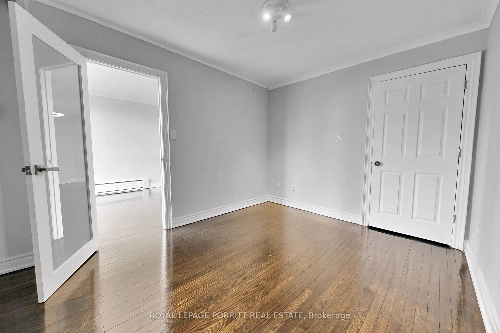 Photo 15 of Unit 5, 4 Superior Avenue, Etobicoke, Mimico — HOMEH