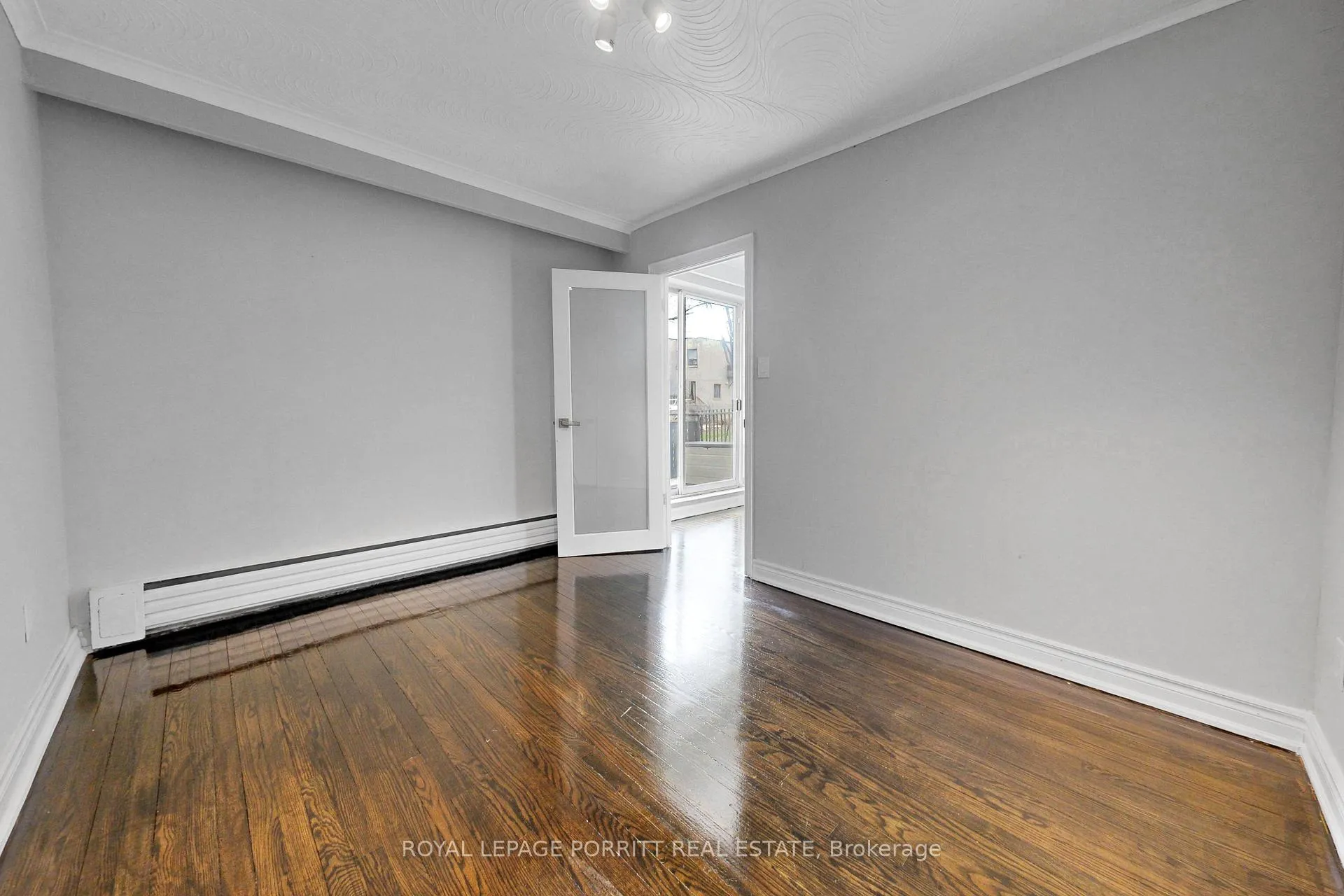 Photo 17 of Unit 5, 4 Superior Avenue, Etobicoke, Mimico — HOMEH