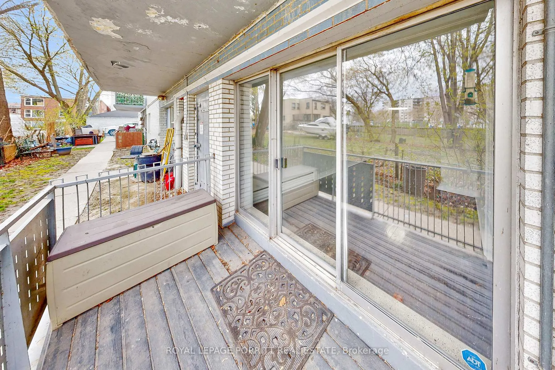 Photo 22 of Unit 5, 4 Superior Avenue, Etobicoke, Mimico — HOMEH