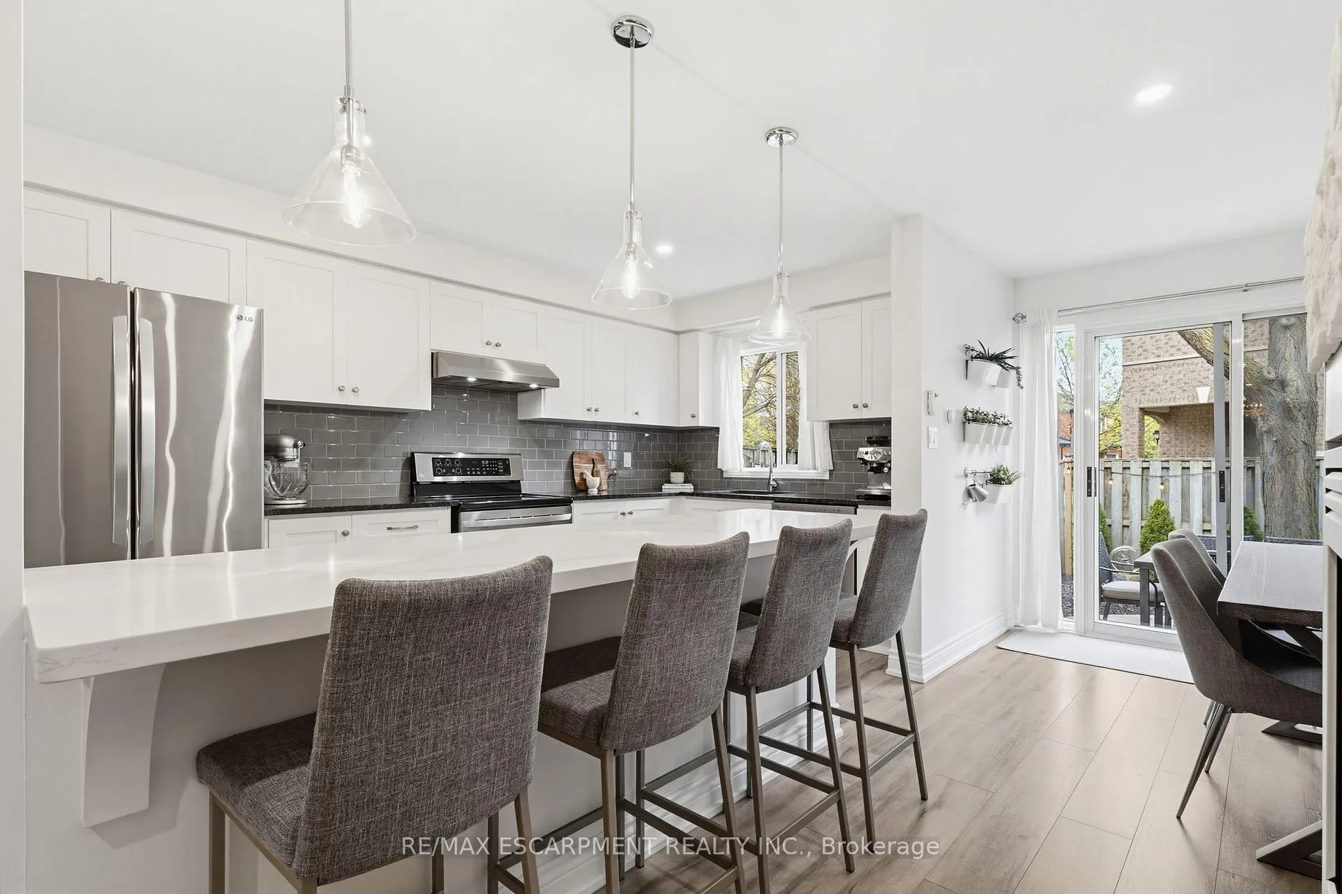 Photo 11 of Unit 38, 5555 Prince William Drive, Burlington, Appleby — HOMEH