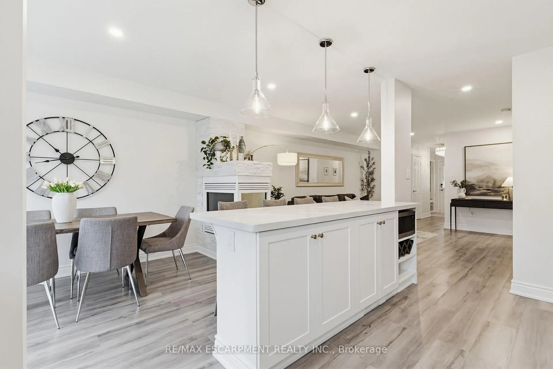 Photo 13 of Unit 38, 5555 Prince William Drive, Burlington, Appleby — HOMEH