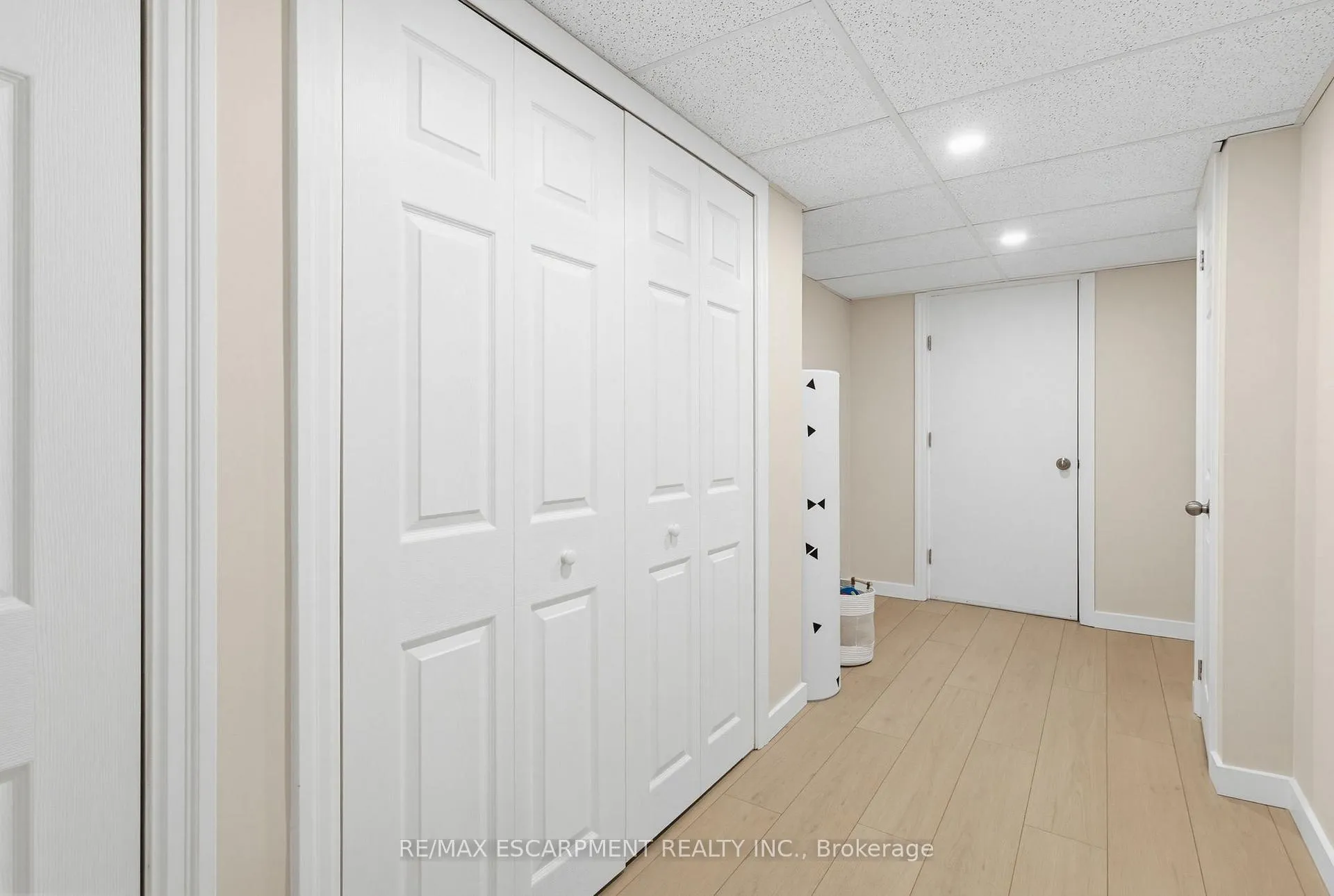 Photo 31 of Unit 38, 5555 Prince William Drive, Burlington, Appleby — HOMEH