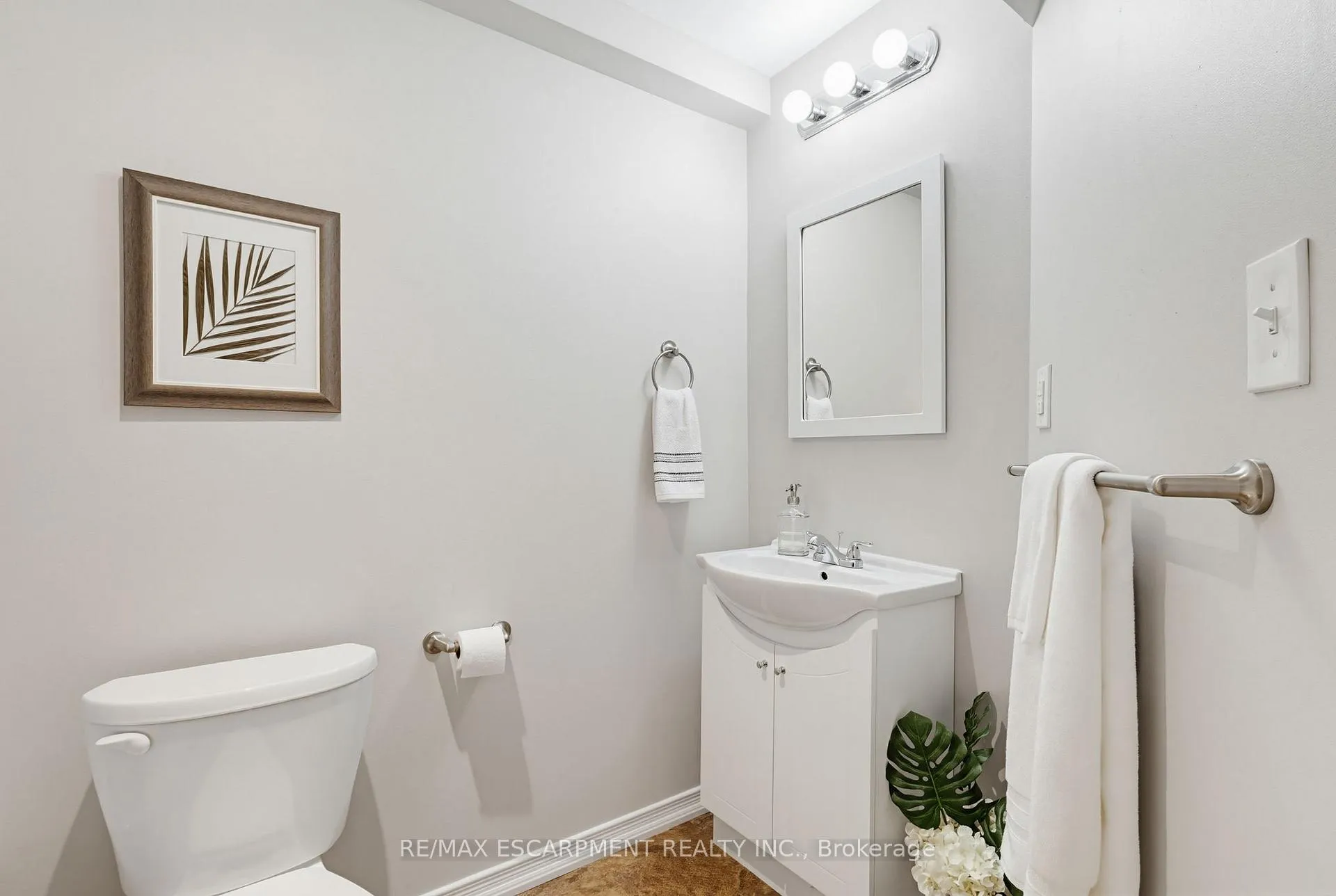 Photo 32 of Unit 38, 5555 Prince William Drive, Burlington, Appleby — HOMEH